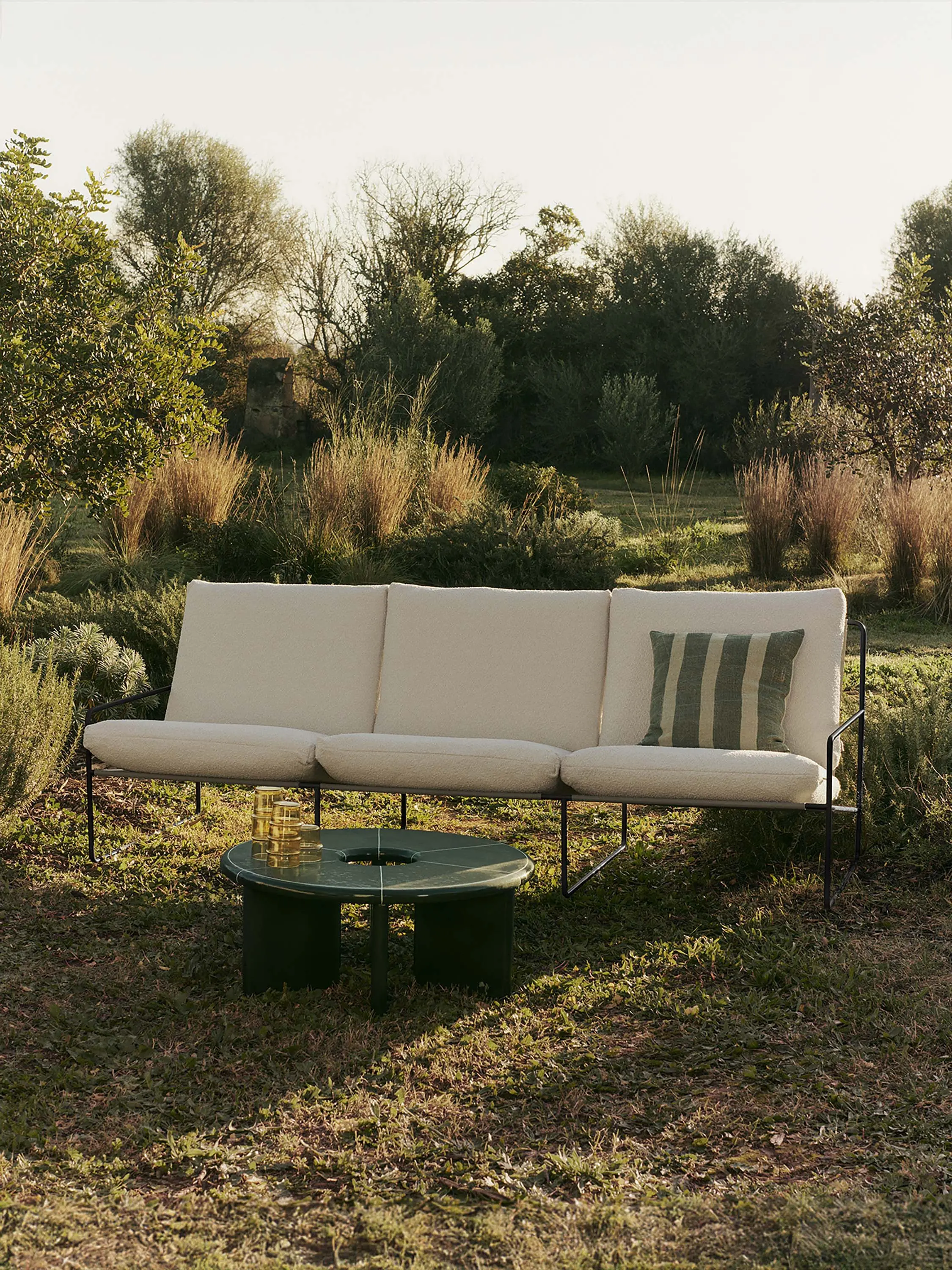 ferm LIVING - Oleo Cushion - Tea Green/Natural