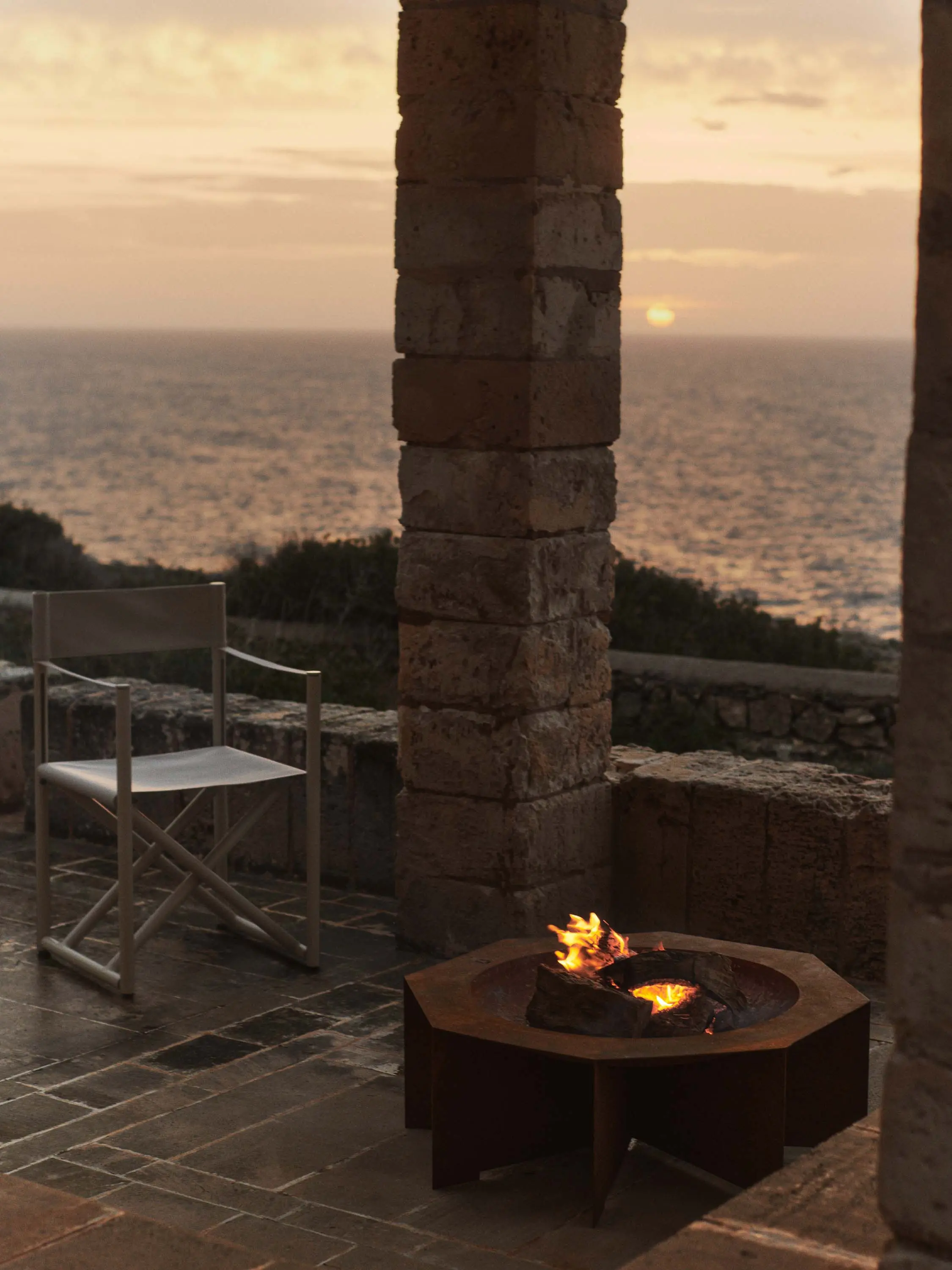 ferm LIVING - Otte Fire Pit - Rust