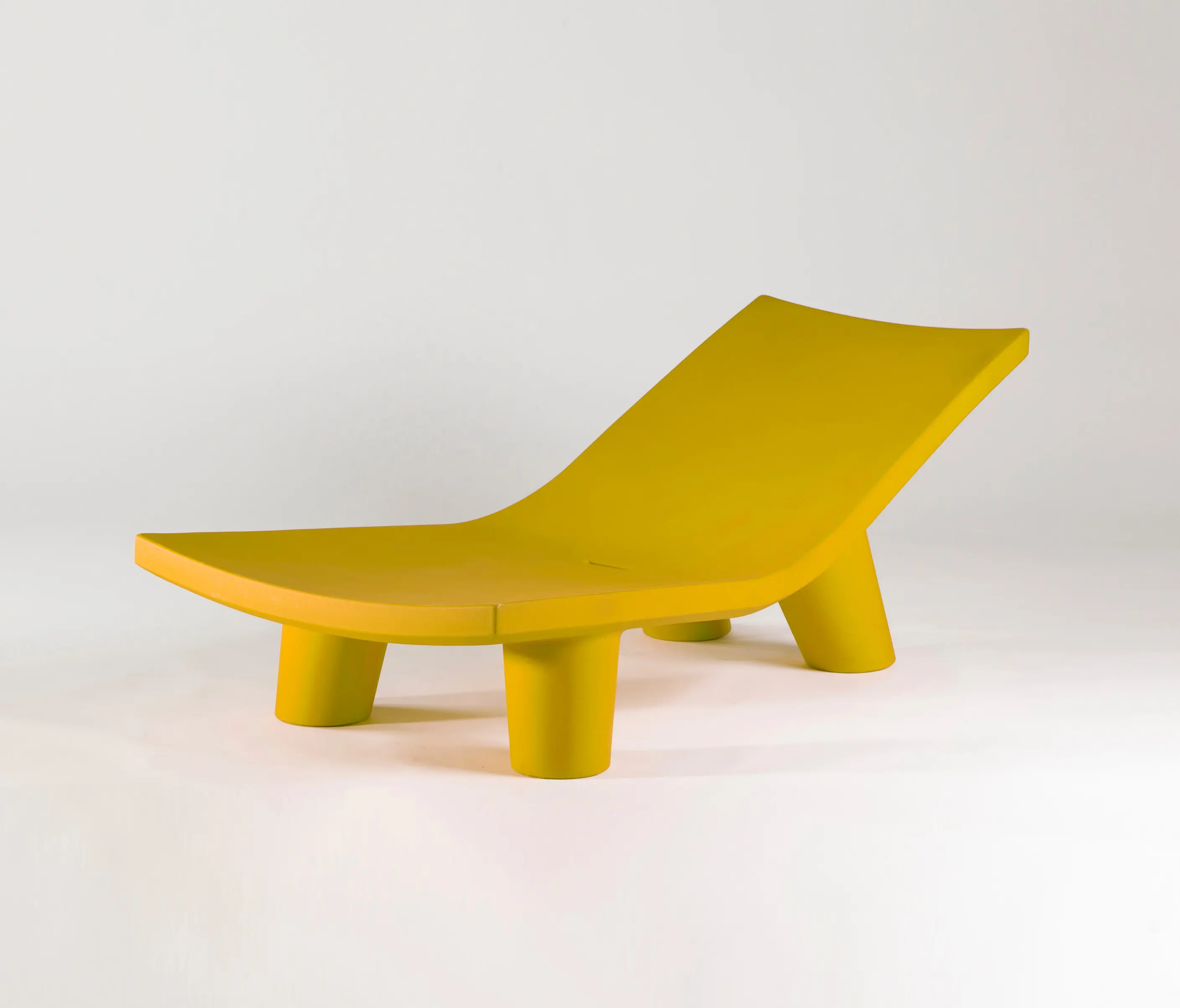 Slide - Low Lita Lounge