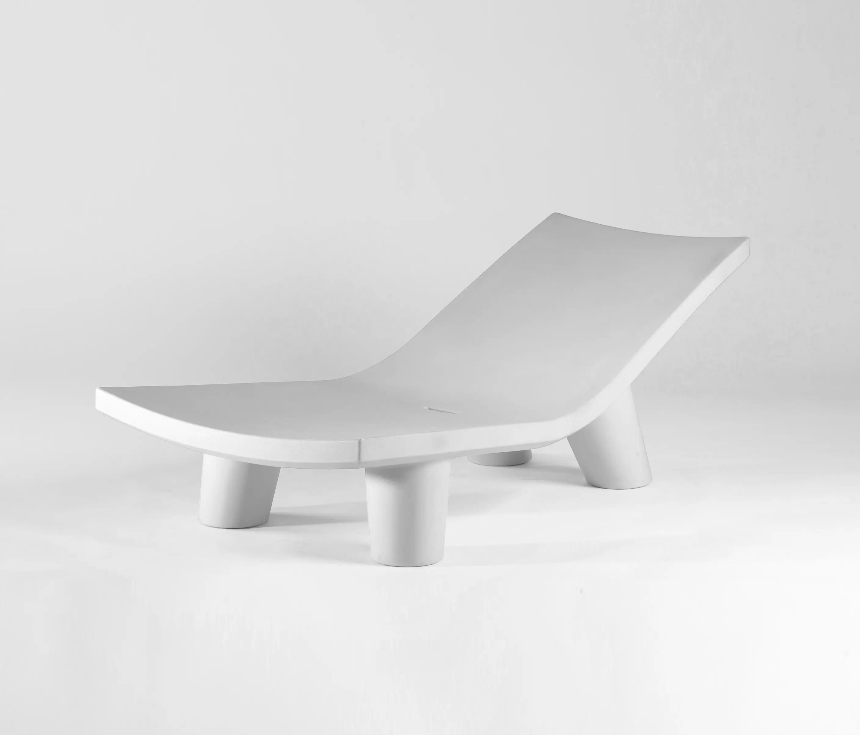 Slide - Low Lita Lounge