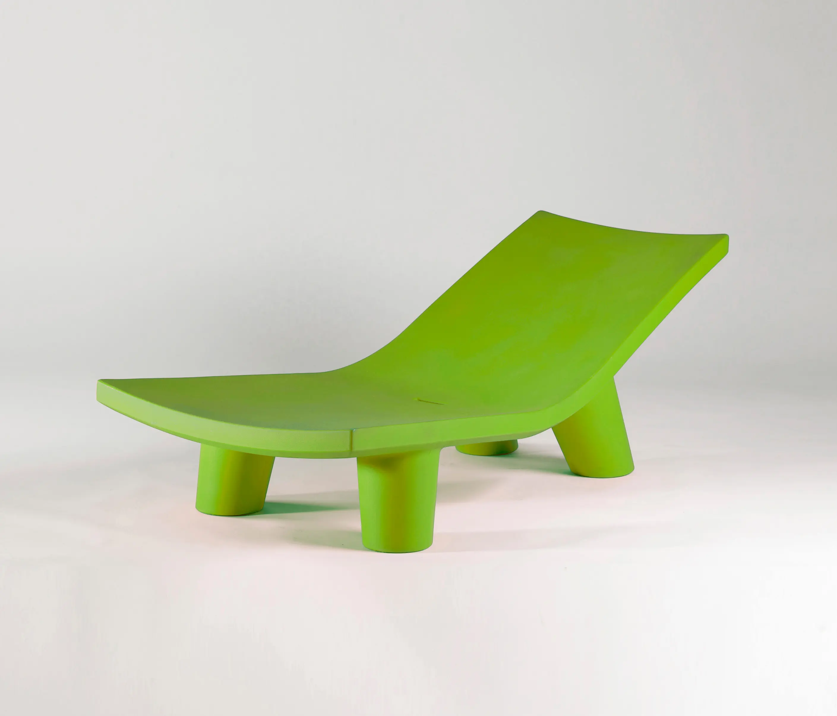 Slide - Low Lita Lounge