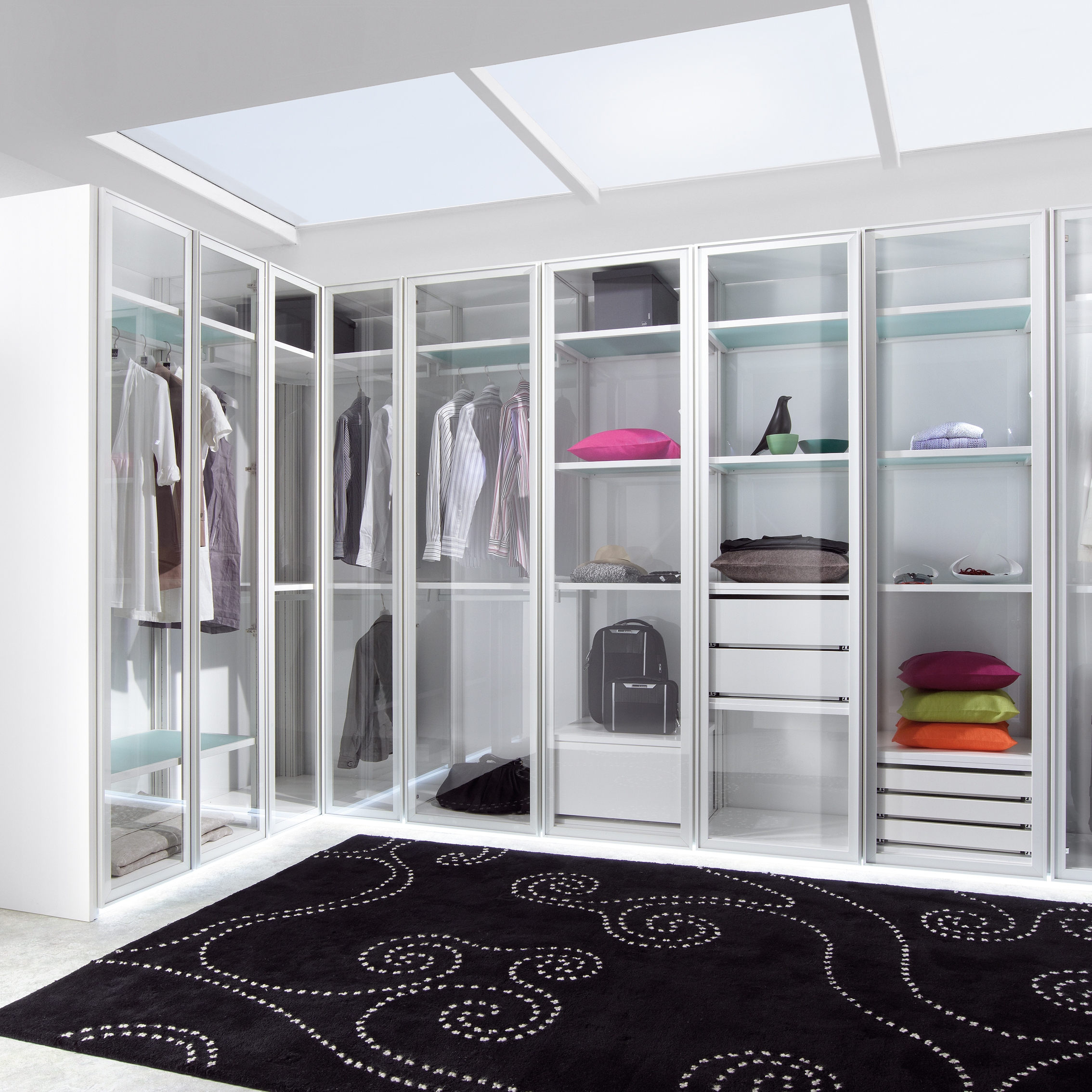 Vertoon produk Inside Closet van vervaardiger Sistema Midi