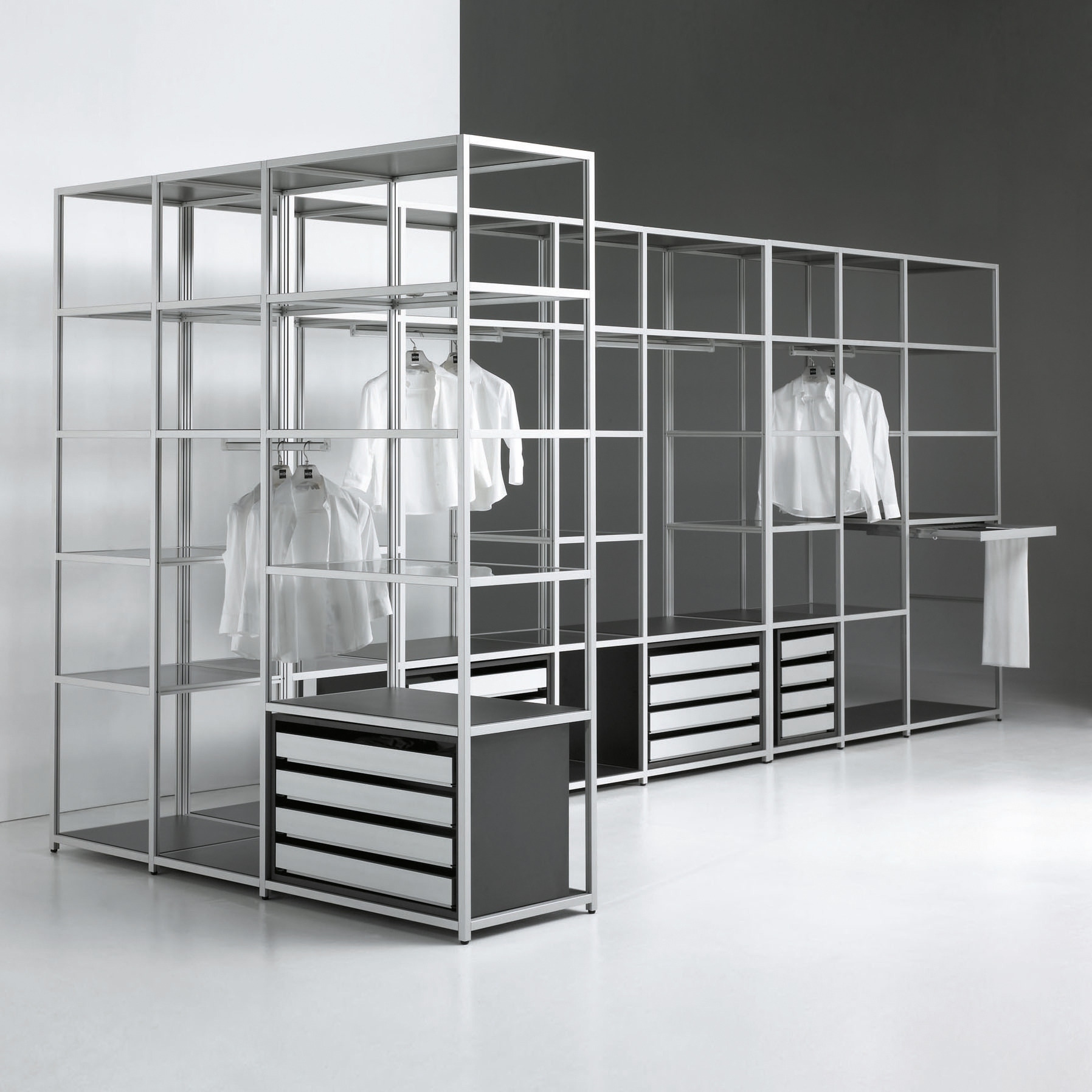 Mostra il prodotto Ilusion Walk-In-Closet del produttore Sistema Midi