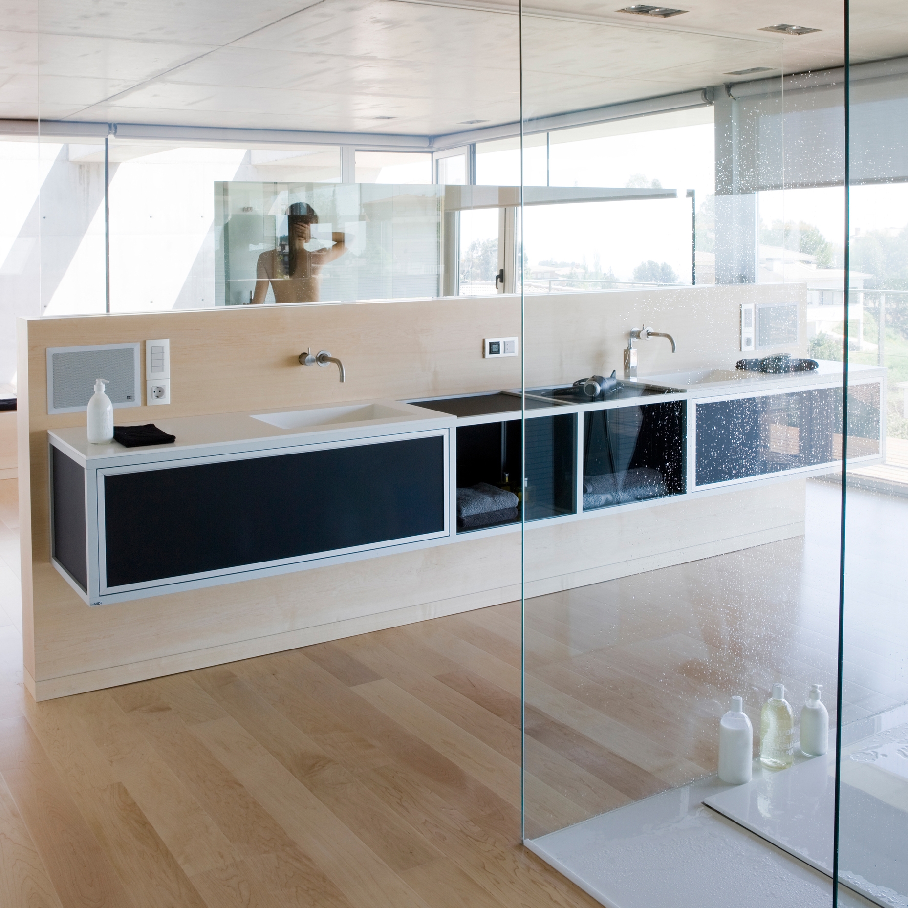 Display product Midi Baño from manufacturer Sistema Midi