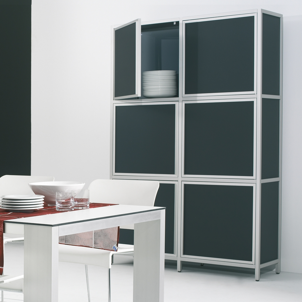 Produkt Ilusion Cabinet des Herstellers Sistema Midi anzeigen