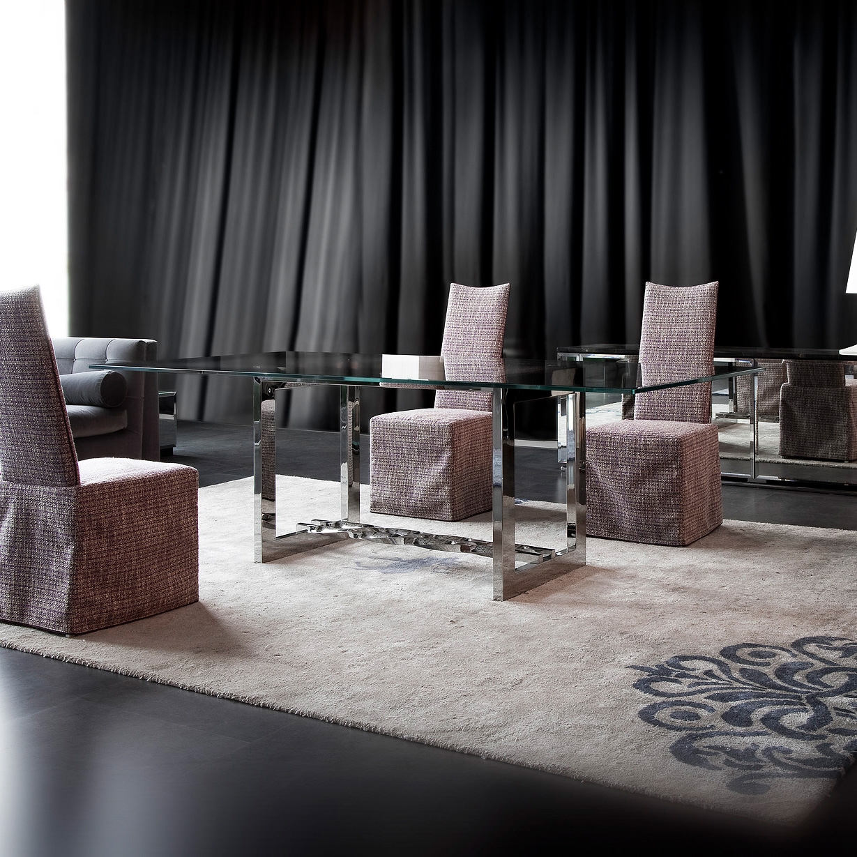Produkt Nord dining table in glass des Herstellers Erba Italia anzeigen