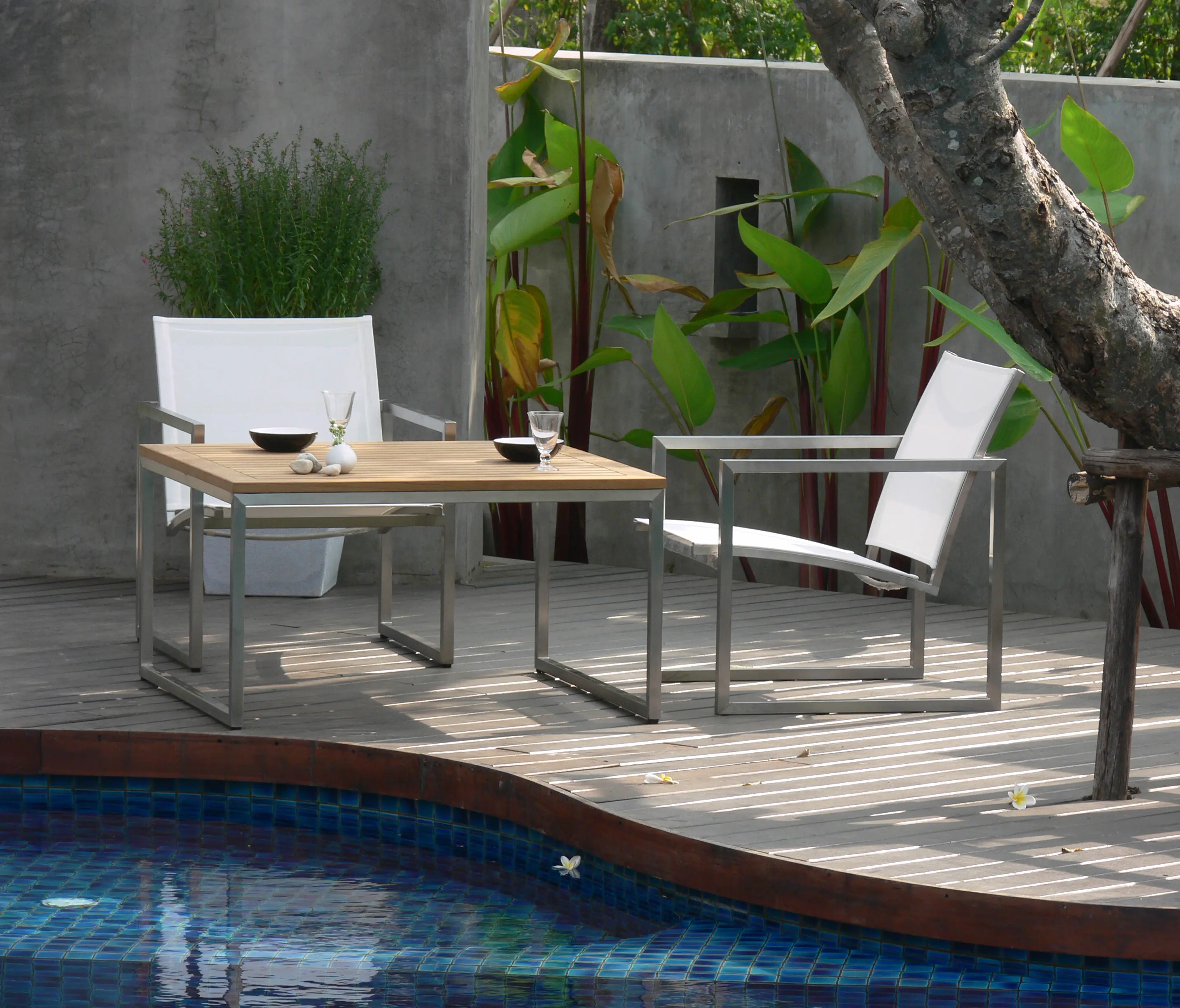 Deesawat - Ananta Lounger