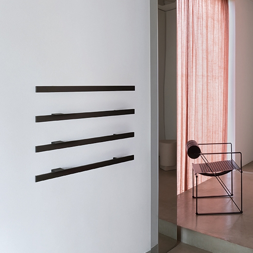 Display product I Ching from manufacturer TUBES