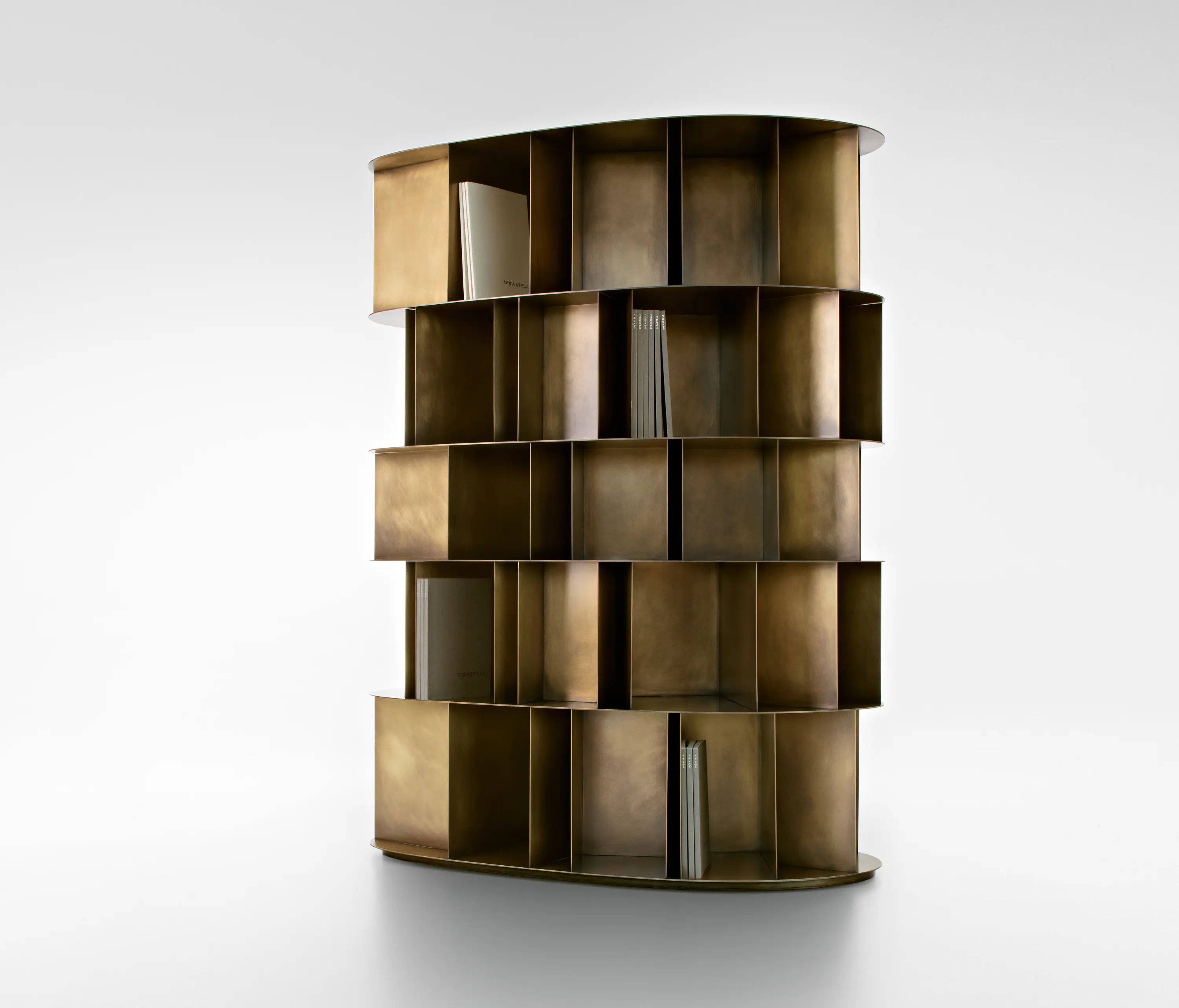 De Castelli - Existence