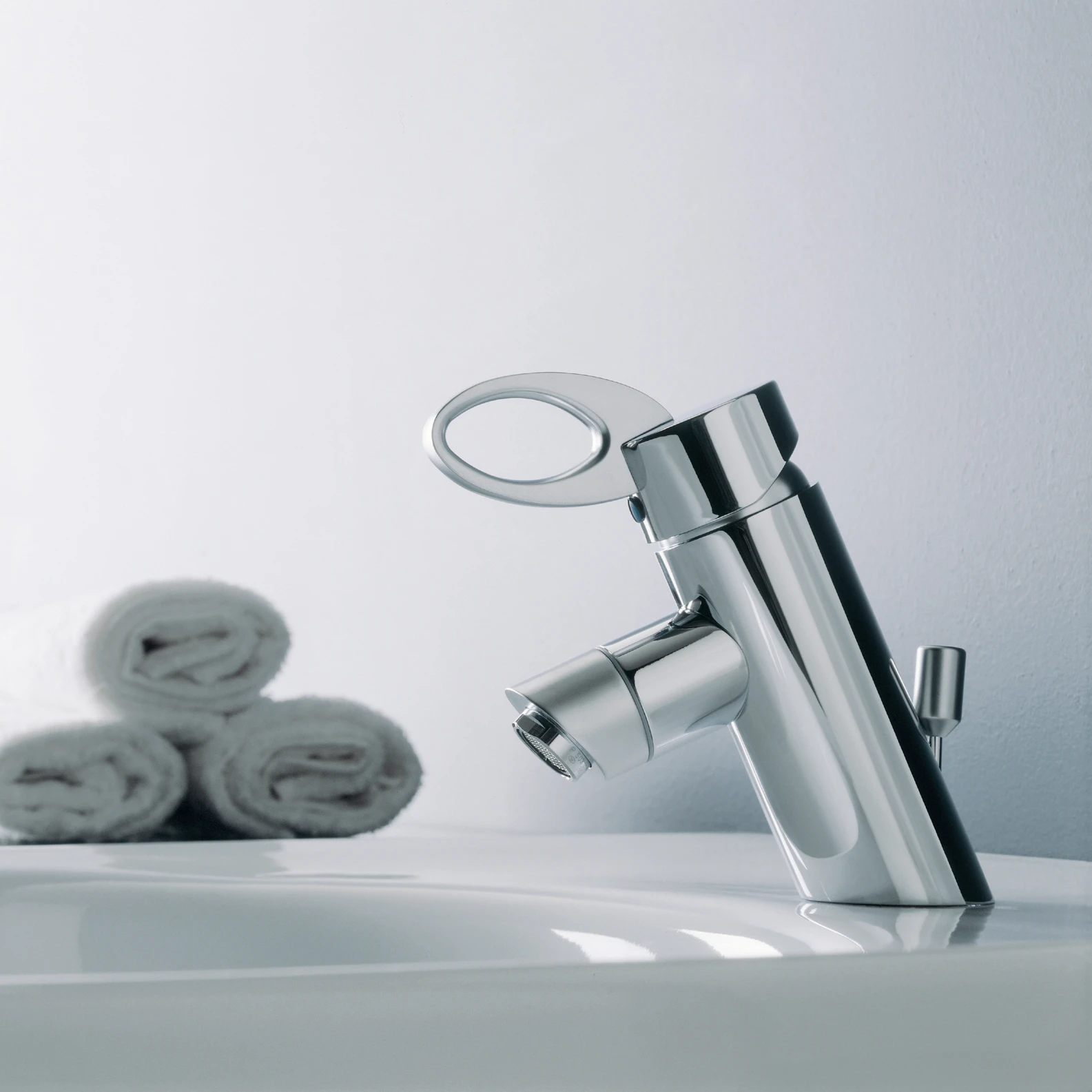 BIDET