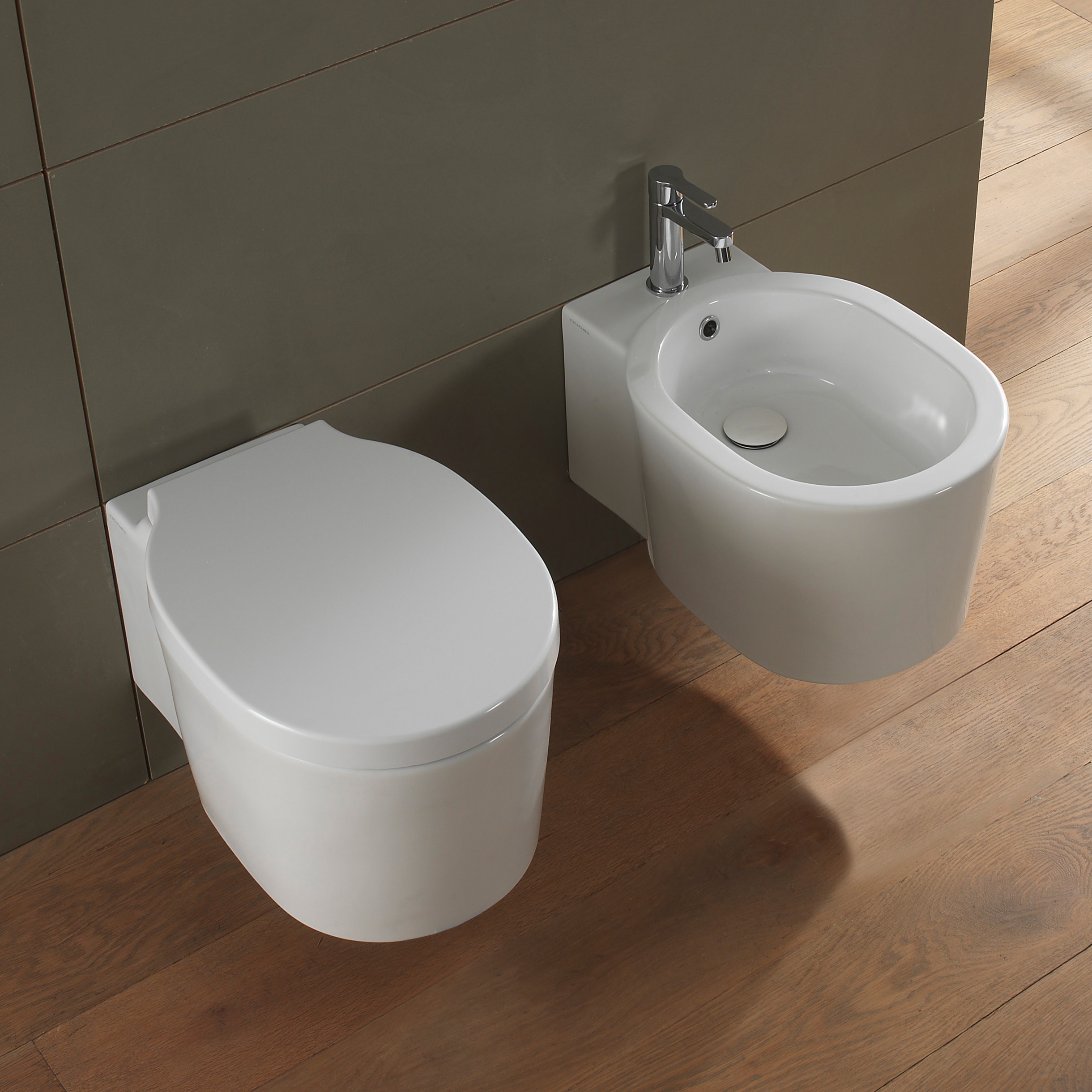Display product Bucket | WC from manufacturer Scarabeo Ceramiche