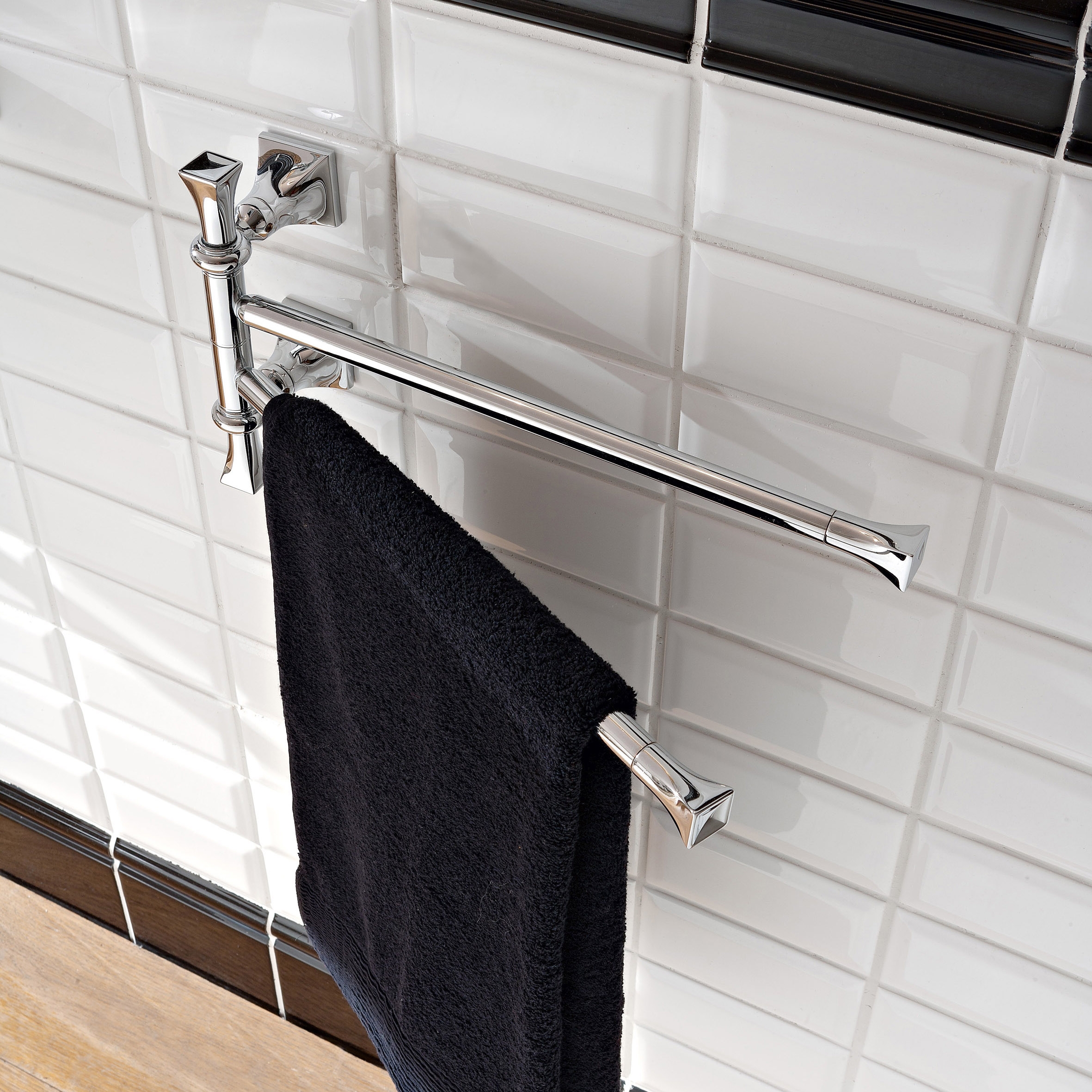 Vertoon produk Butterfly | Flag-shaped towel holder van vervaardiger Scarabeo Ceramiche