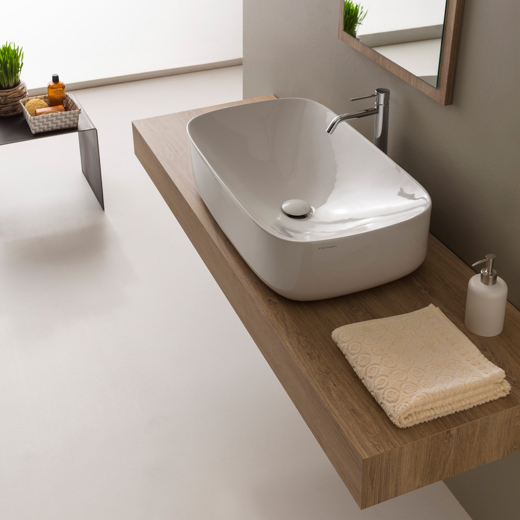 Display product Moon | 70 H18 from manufacturer Scarabeo Ceramiche