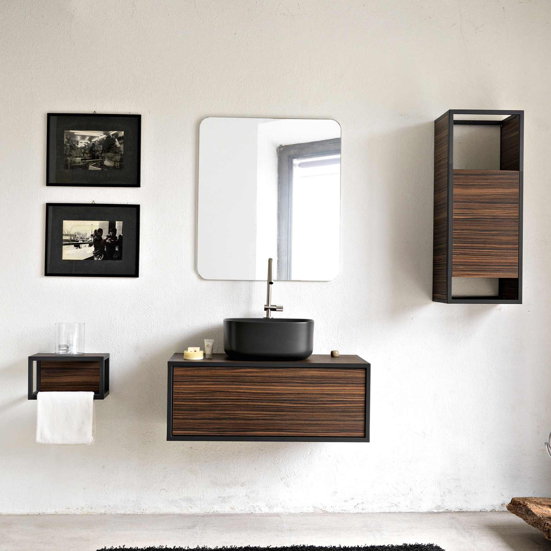Display product Frame from manufacturer Scarabeo Ceramiche