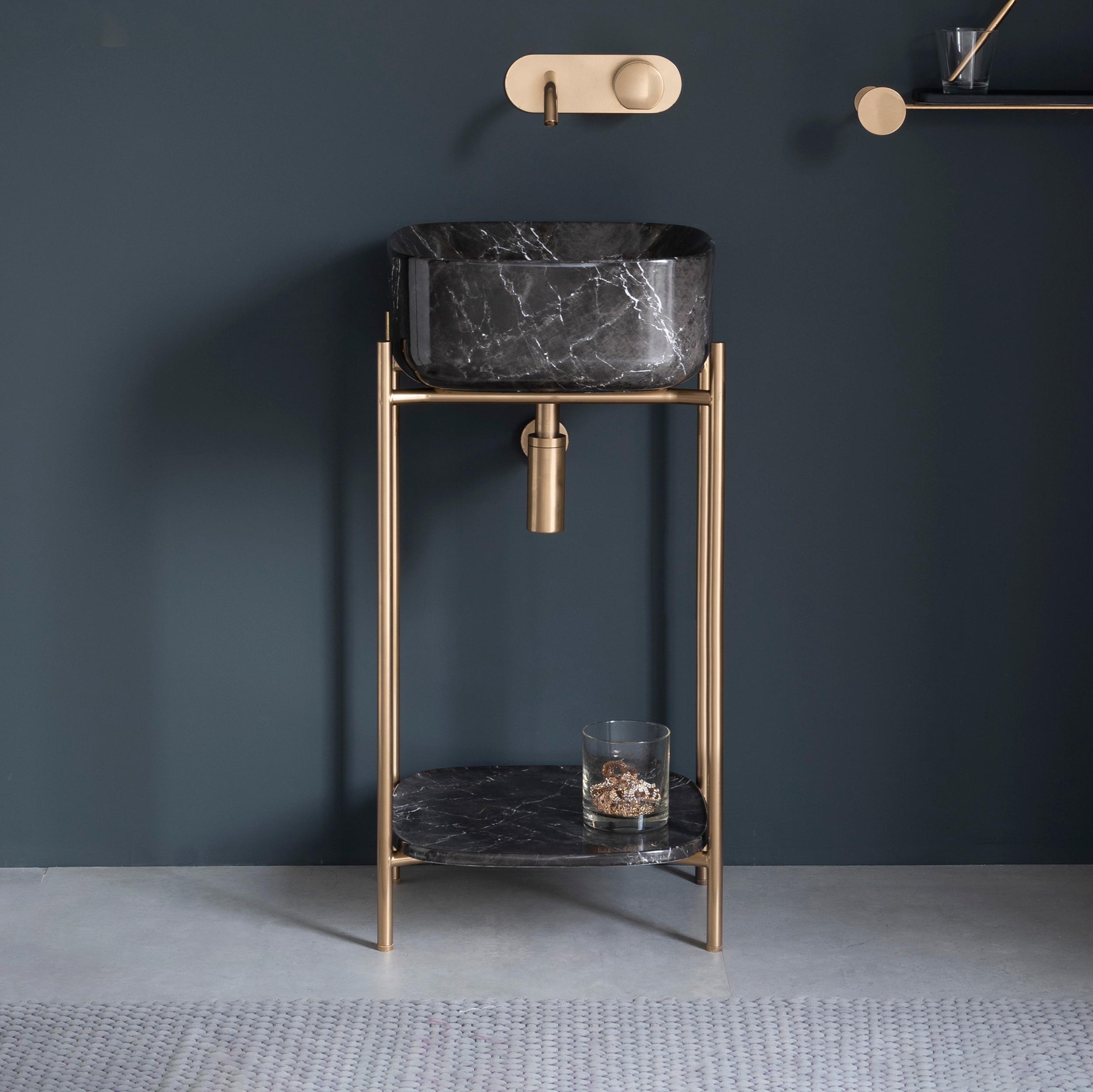 Produkt Laila des Herstellers Scarabeo Ceramiche anzeigen