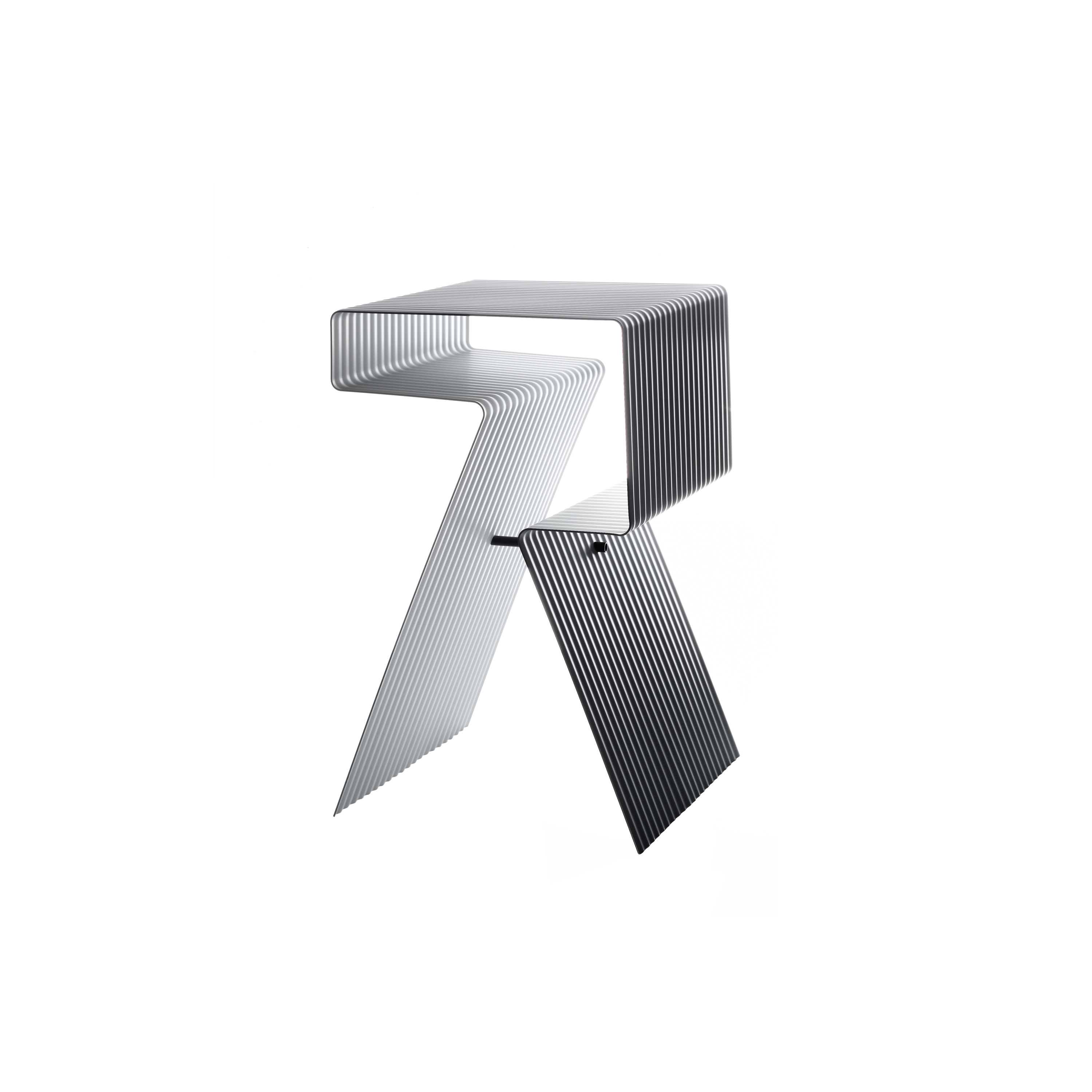 Afficher le produit Side table du fabricant Auerberg