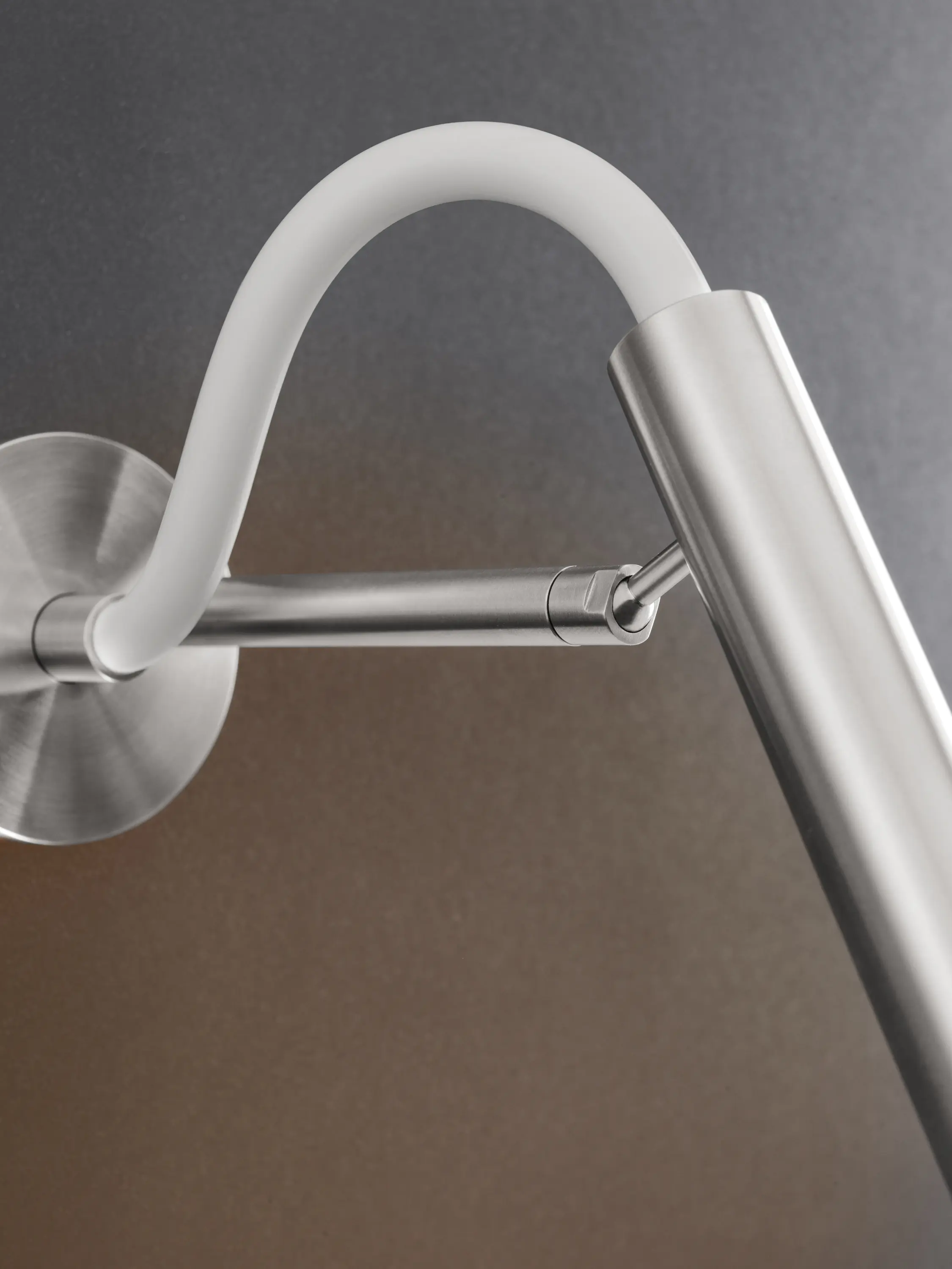 CEADESIGN - Asta AST09