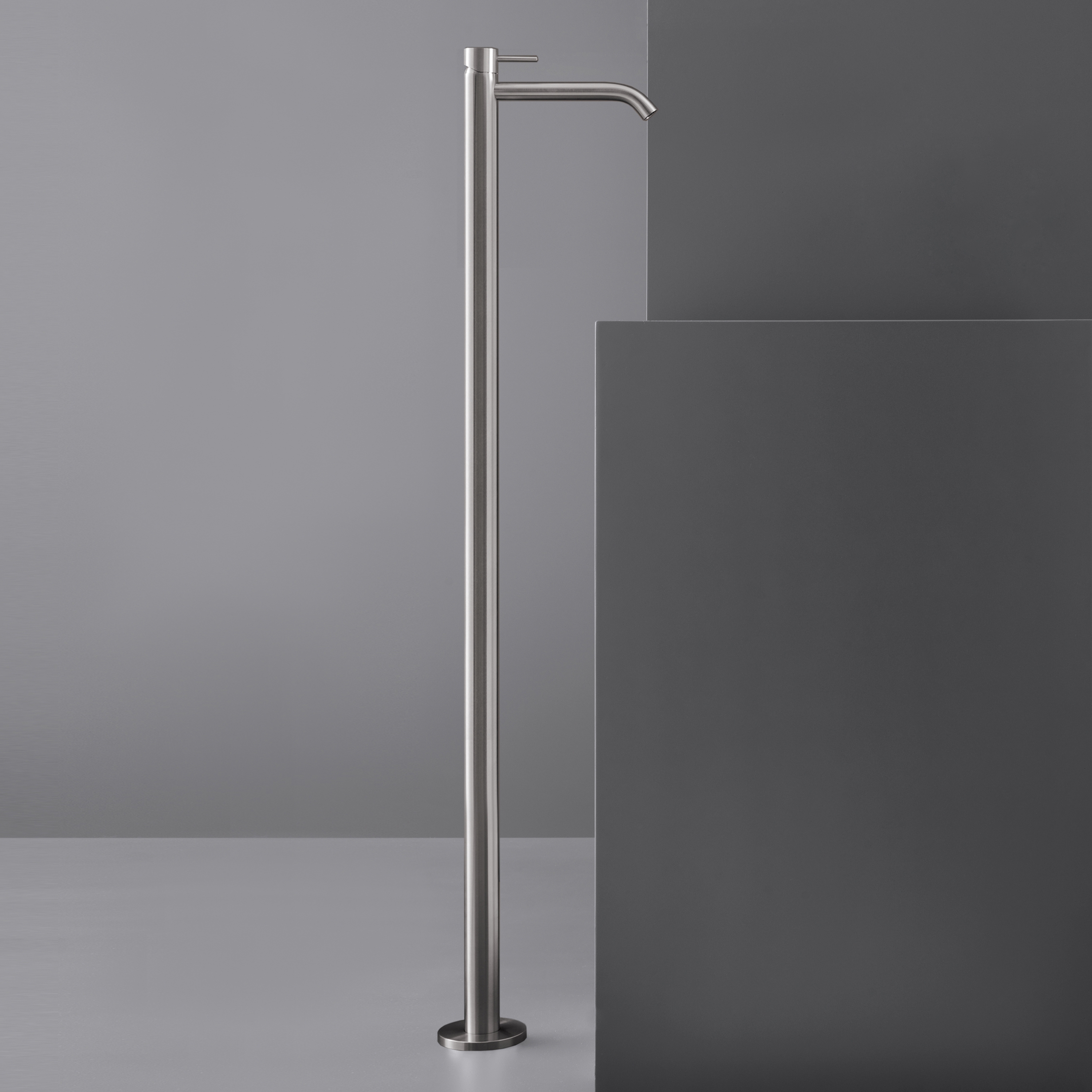 Display product MilO360 MIL20 from manufacturer CEADESIGN