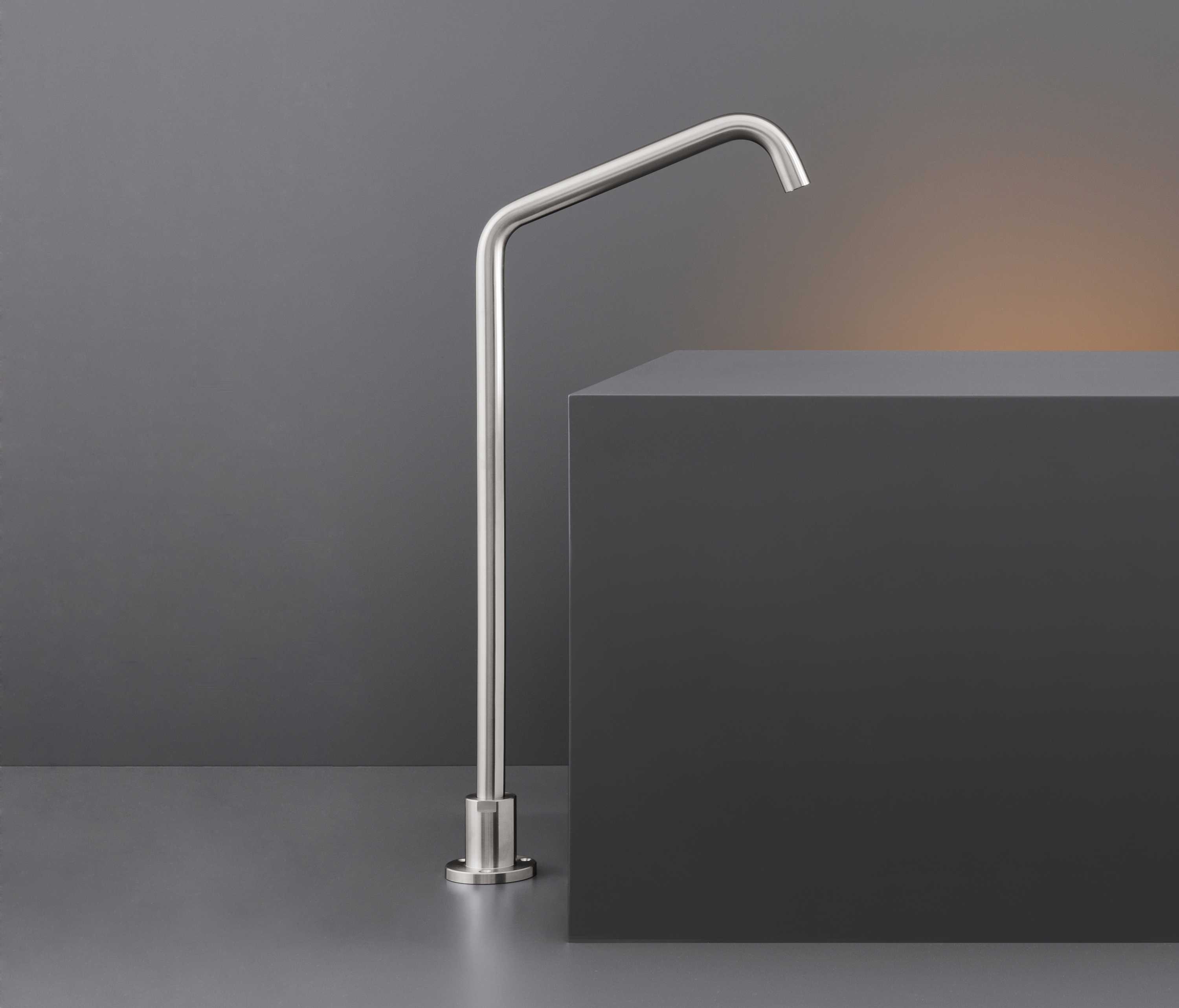 Display product Neutra NEU22 from manufacturer CEADESIGN