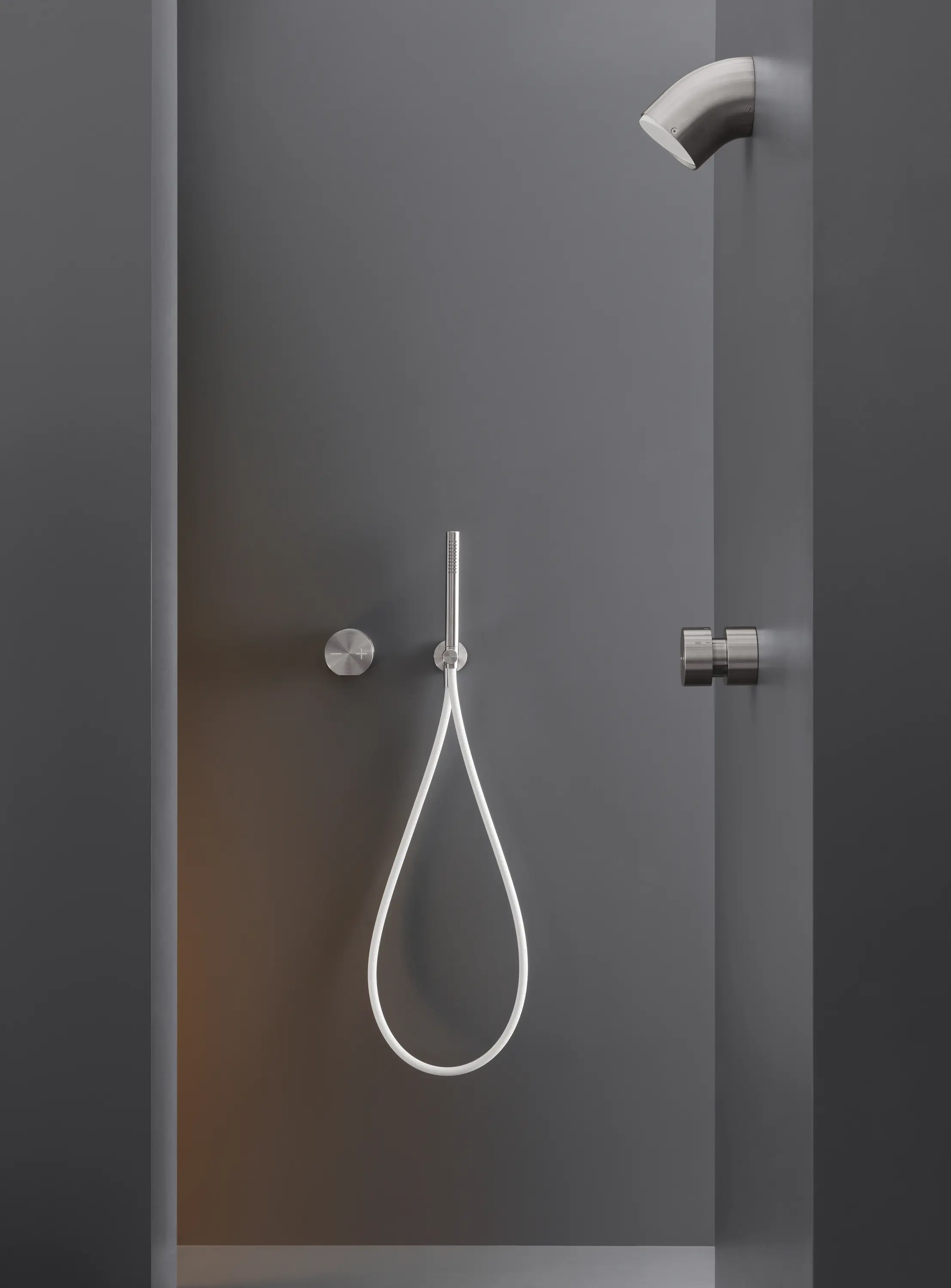 CEADESIGN - Neutra NEU38