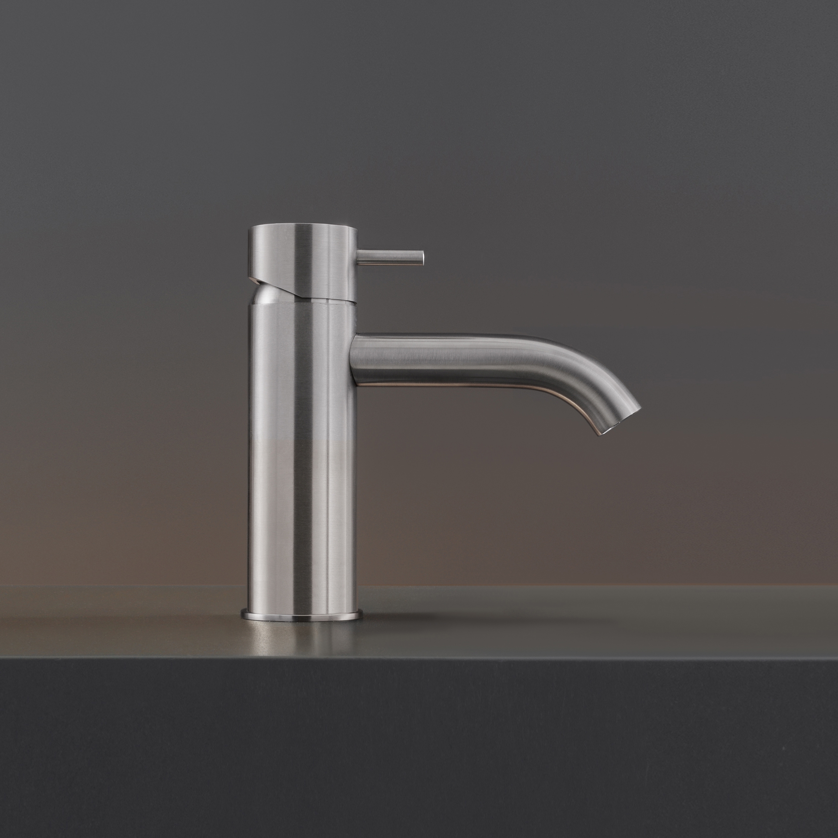 Display product MilO360 MIL12 from manufacturer CEADESIGN