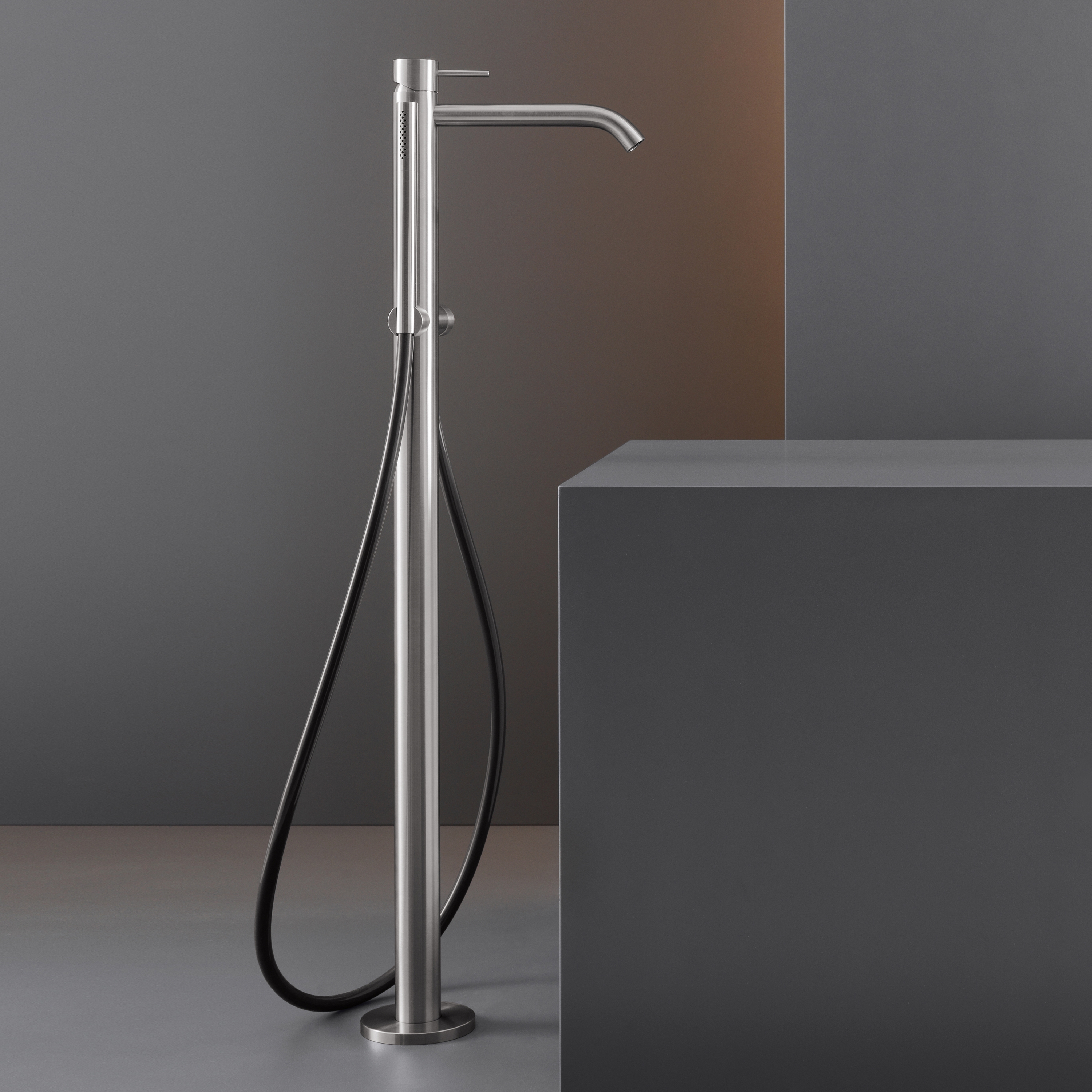 Display product MilO360 MIL19 from manufacturer CEADESIGN