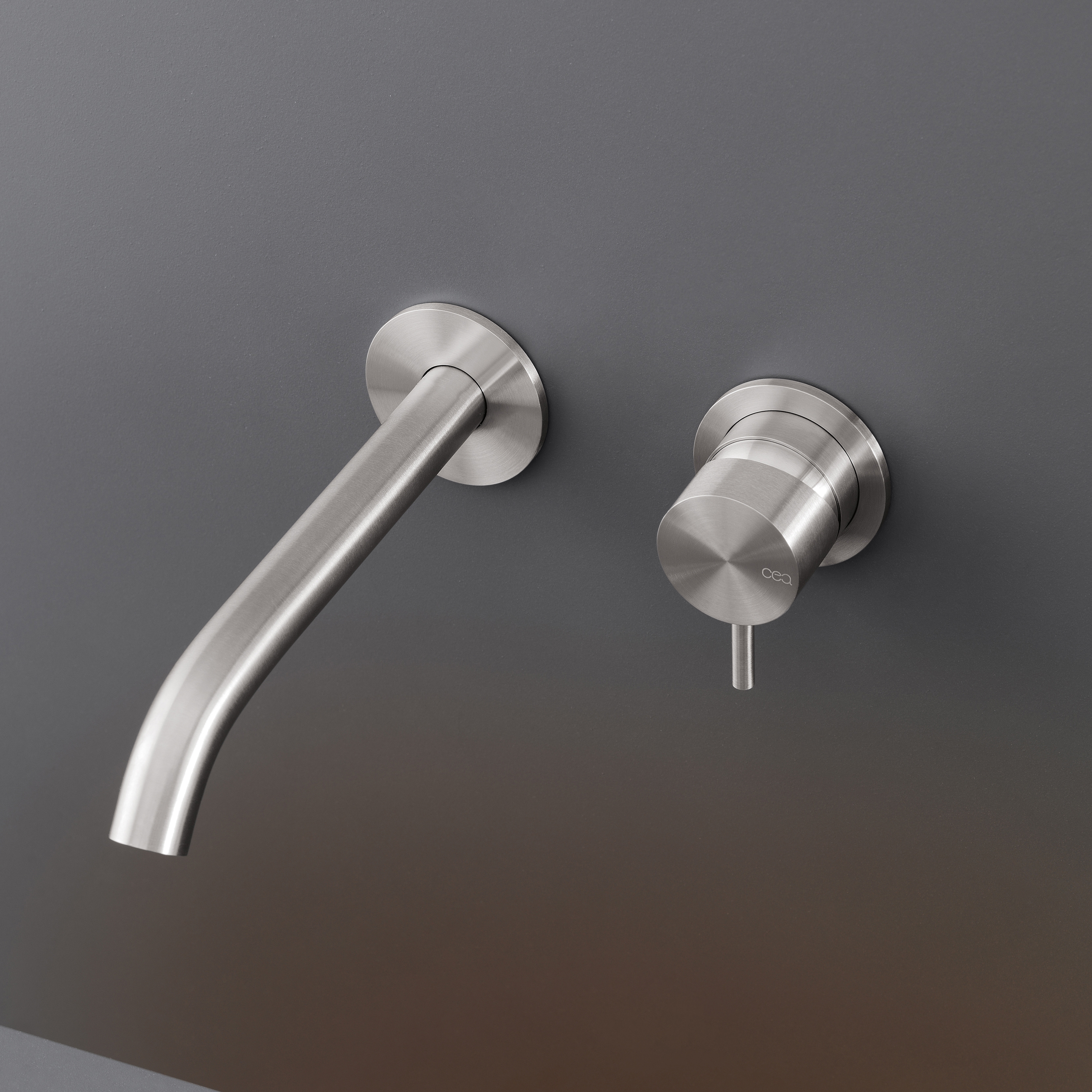 Display product MilO360 MIL35 from manufacturer CEADESIGN