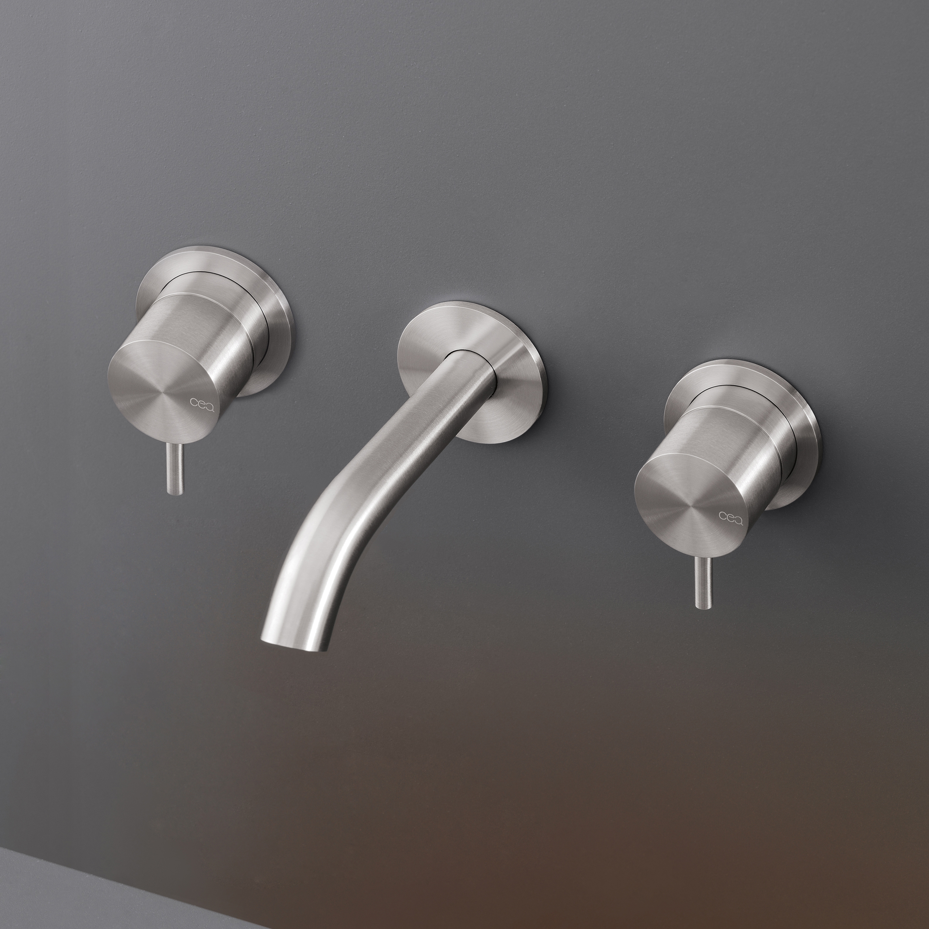 Display product MilO360 MIL37 from manufacturer CEADESIGN