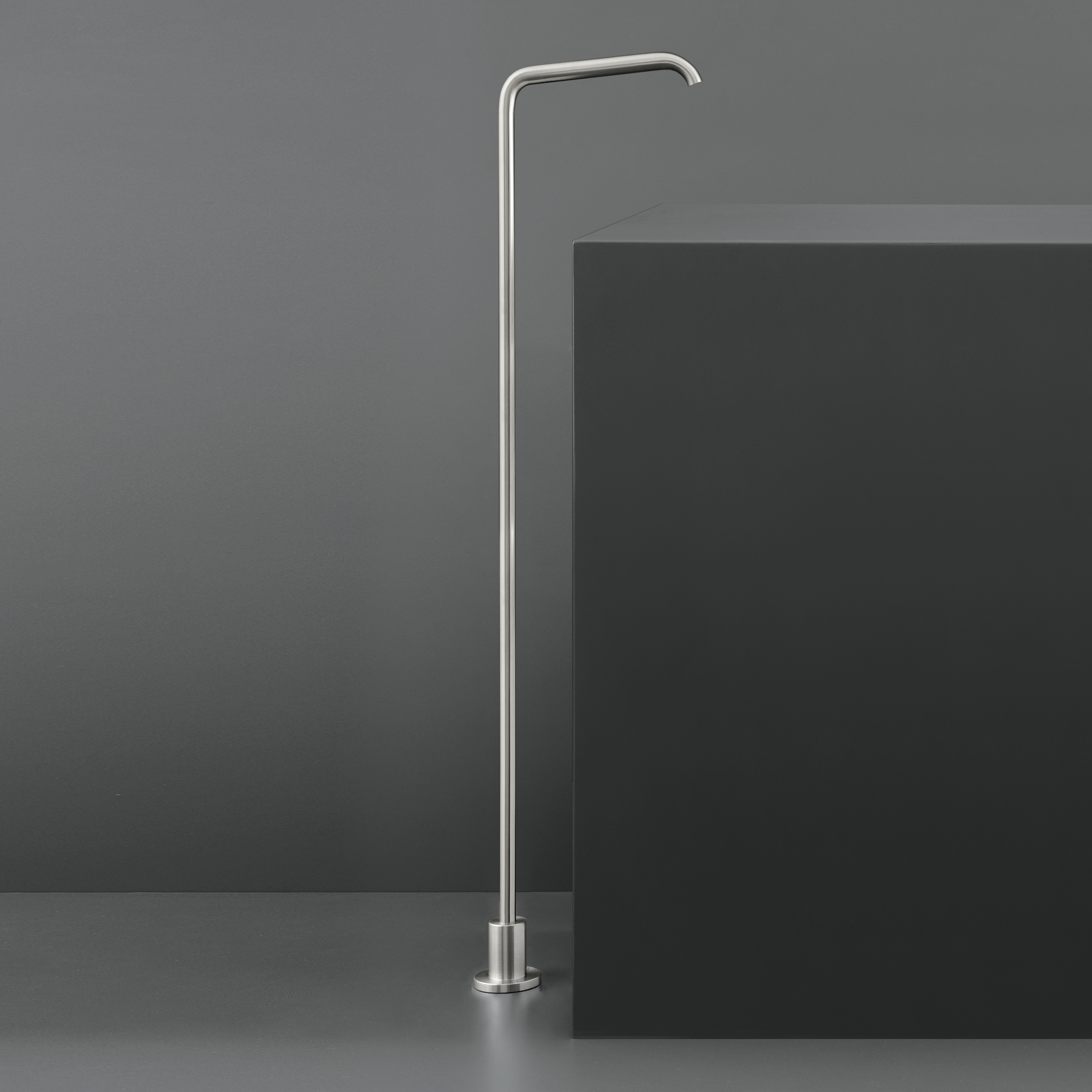 Display product Free Ideas MIL72 from manufacturer CEADESIGN