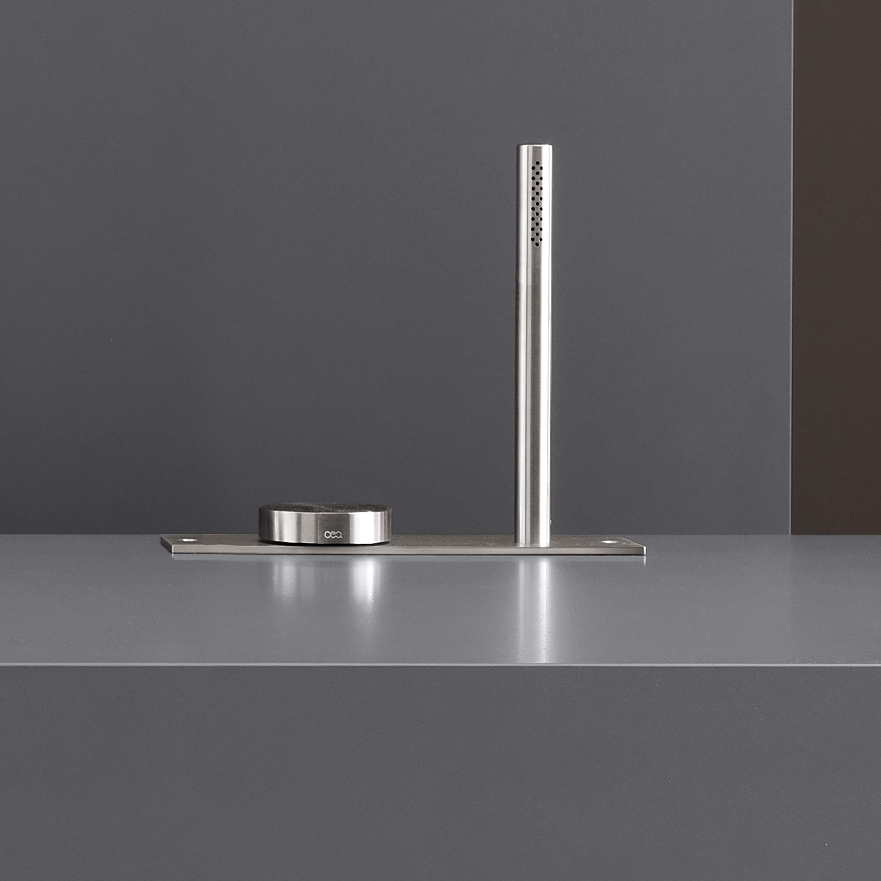 Display product Giotto GIO27 from manufacturer CEADESIGN