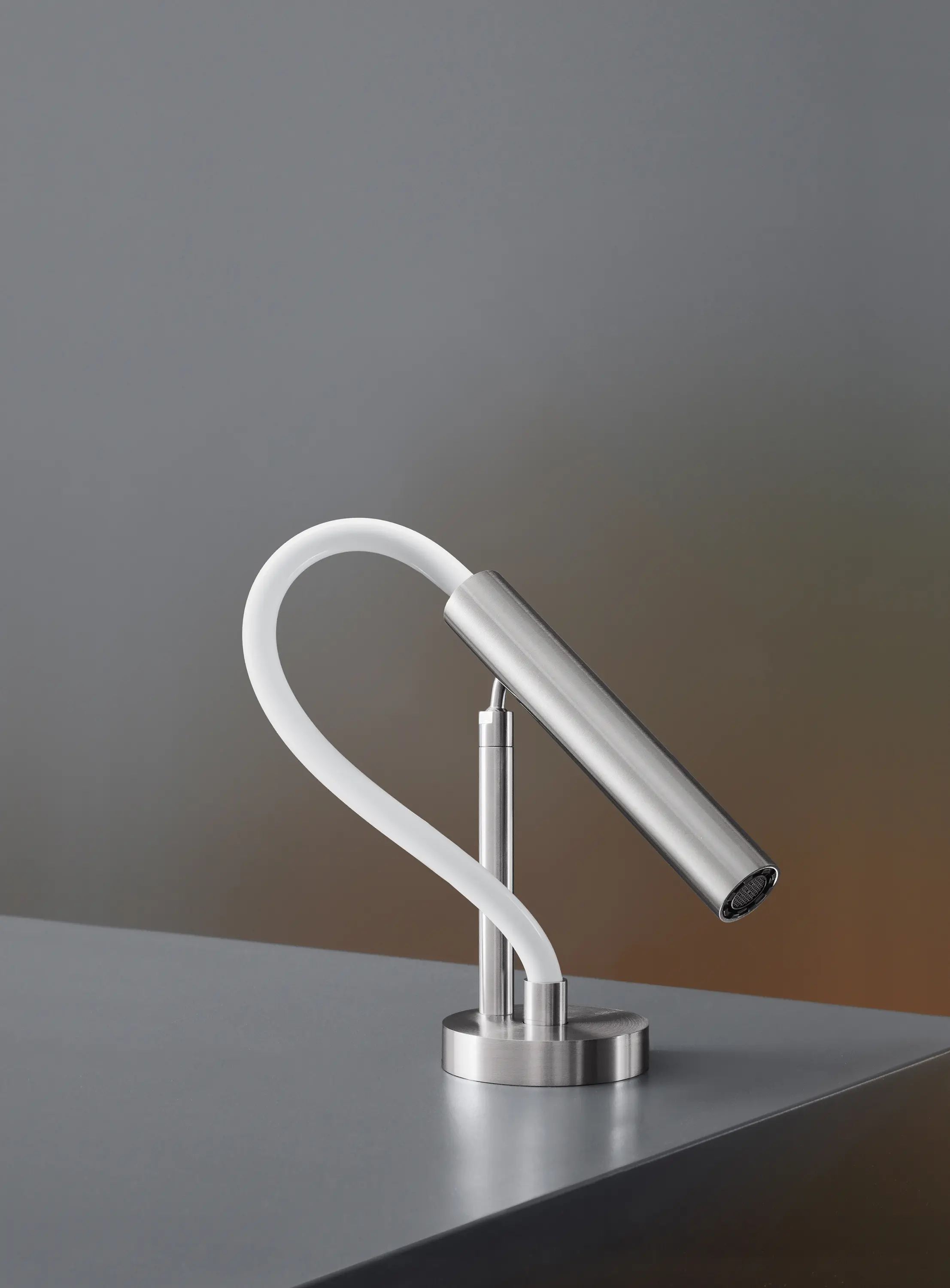 CEADESIGN - Asta AST16
