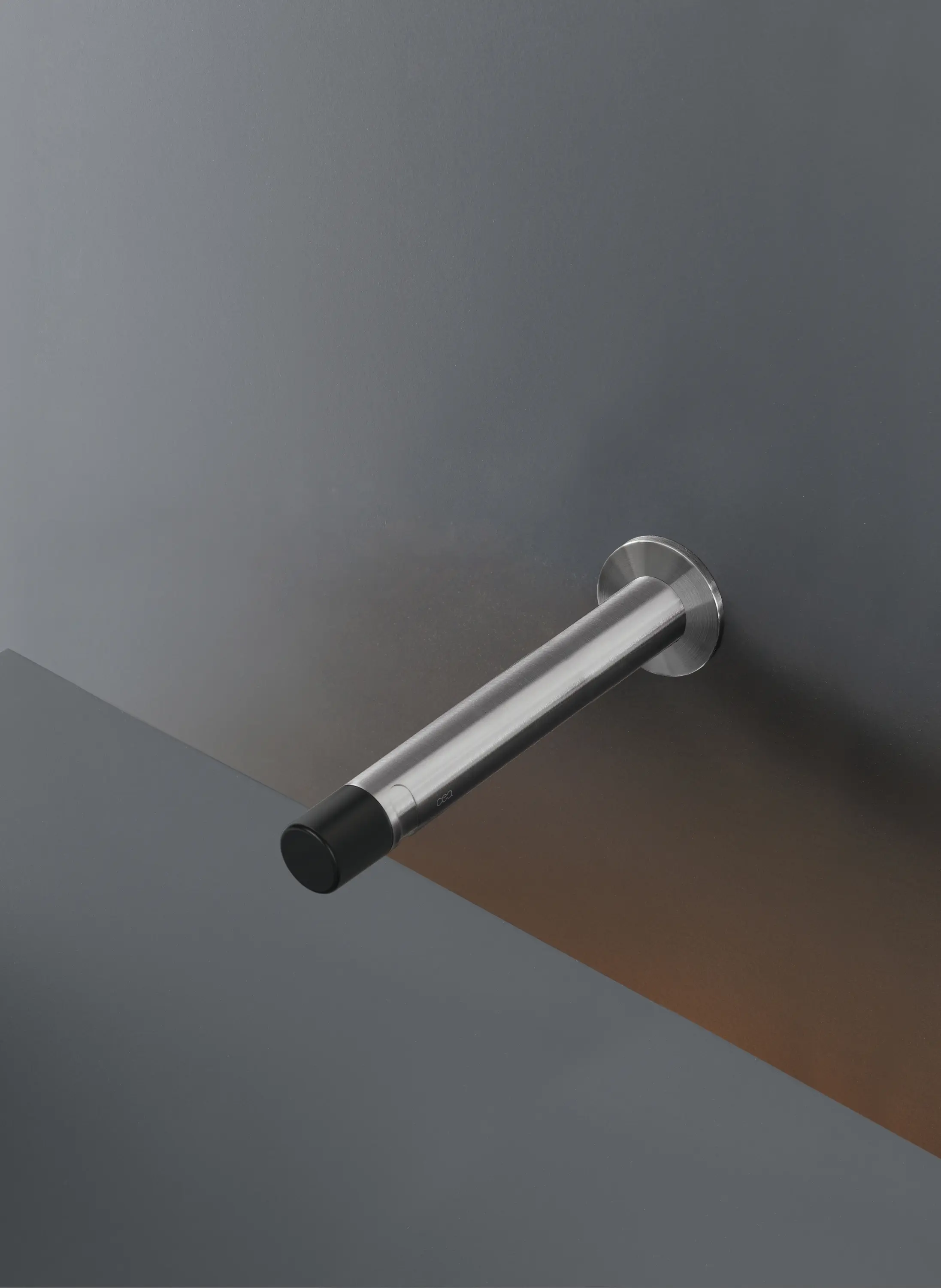 CEADESIGN - UP & DOWN TAP UDT30