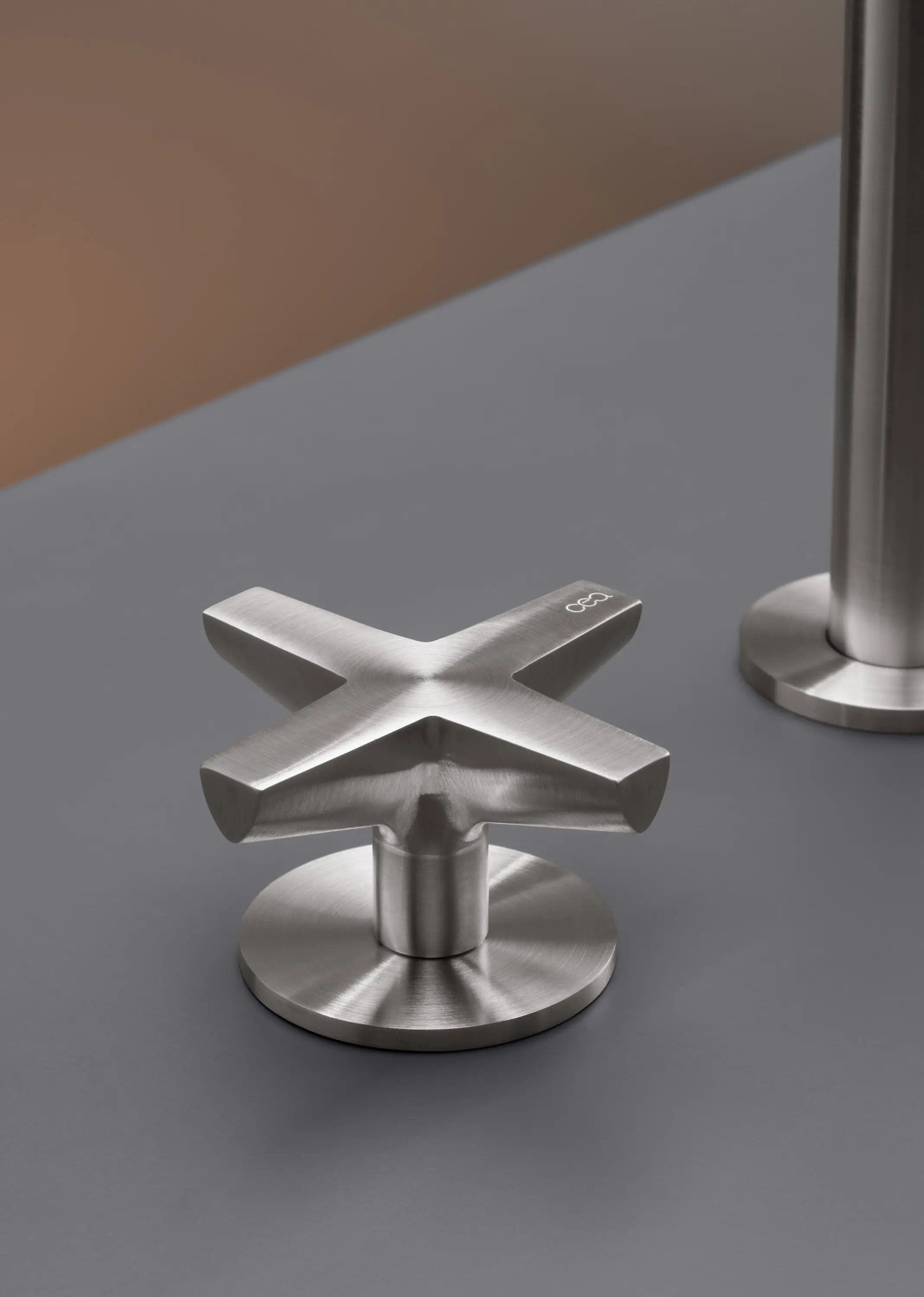 CEADESIGN - Cross CRX02