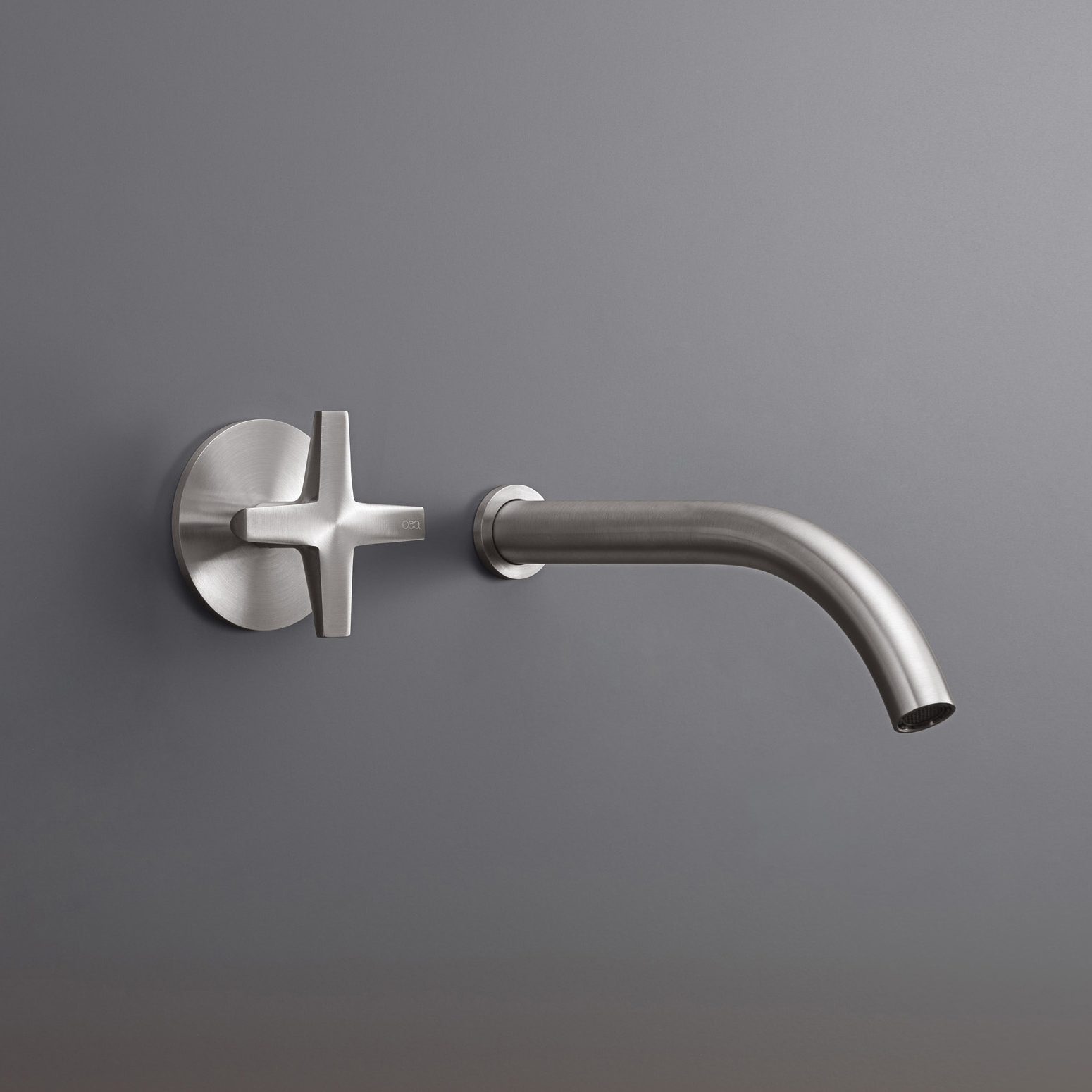 Display product Cross CRX09 from manufacturer CEADESIGN