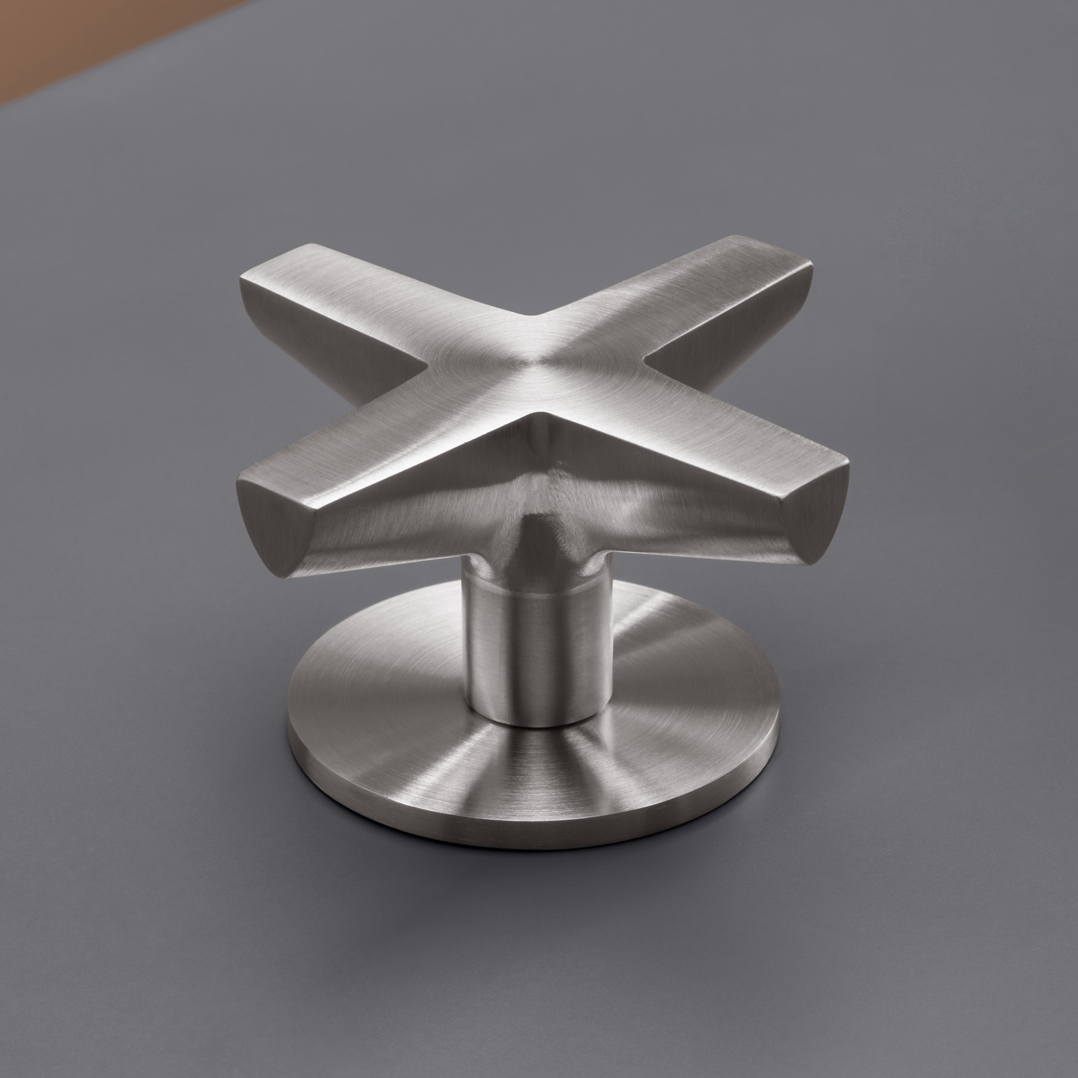 Produkt Cross CRX33 des Herstellers CEADESIGN anzeigen