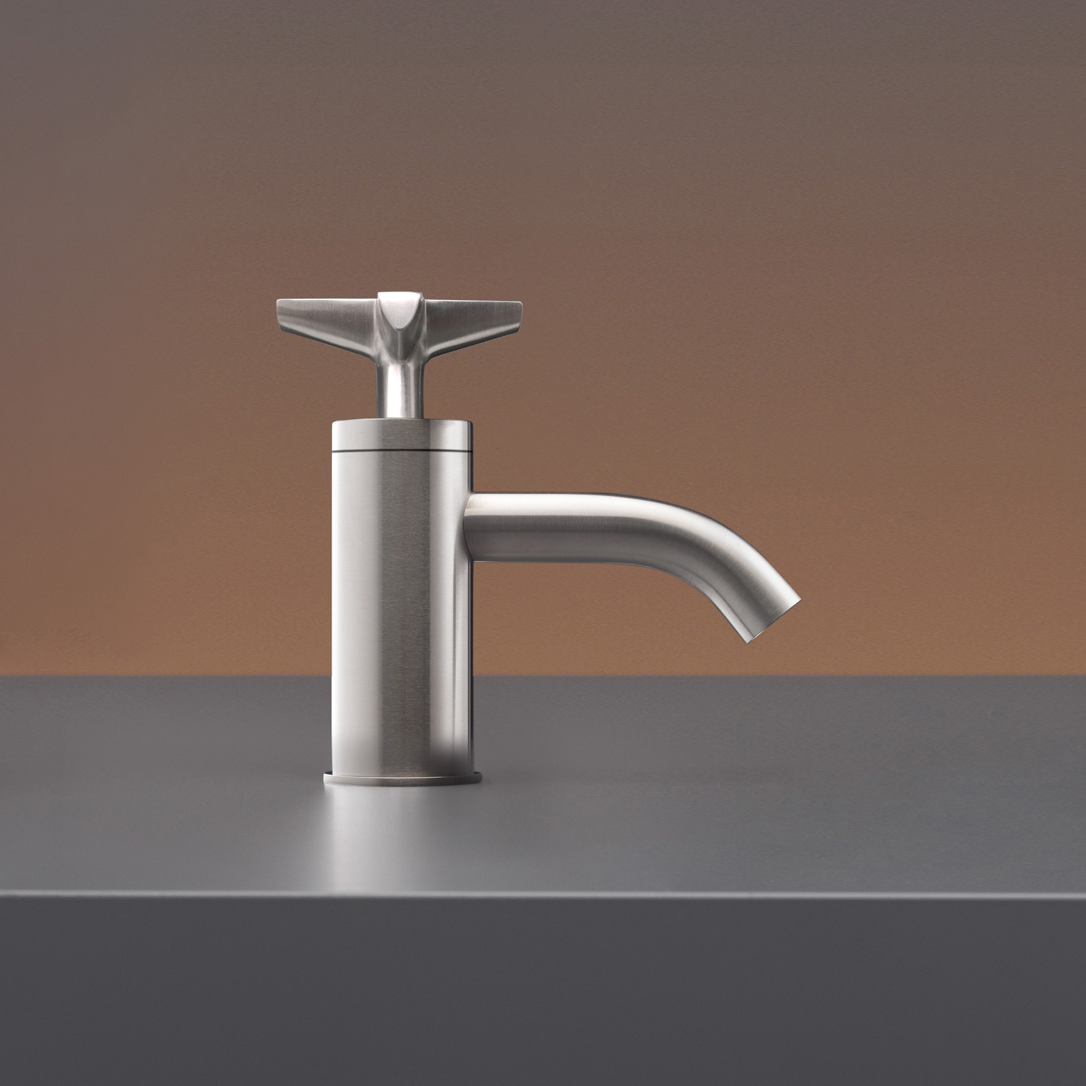 Produkt Cross CRX41 des Herstellers CEADESIGN anzeigen