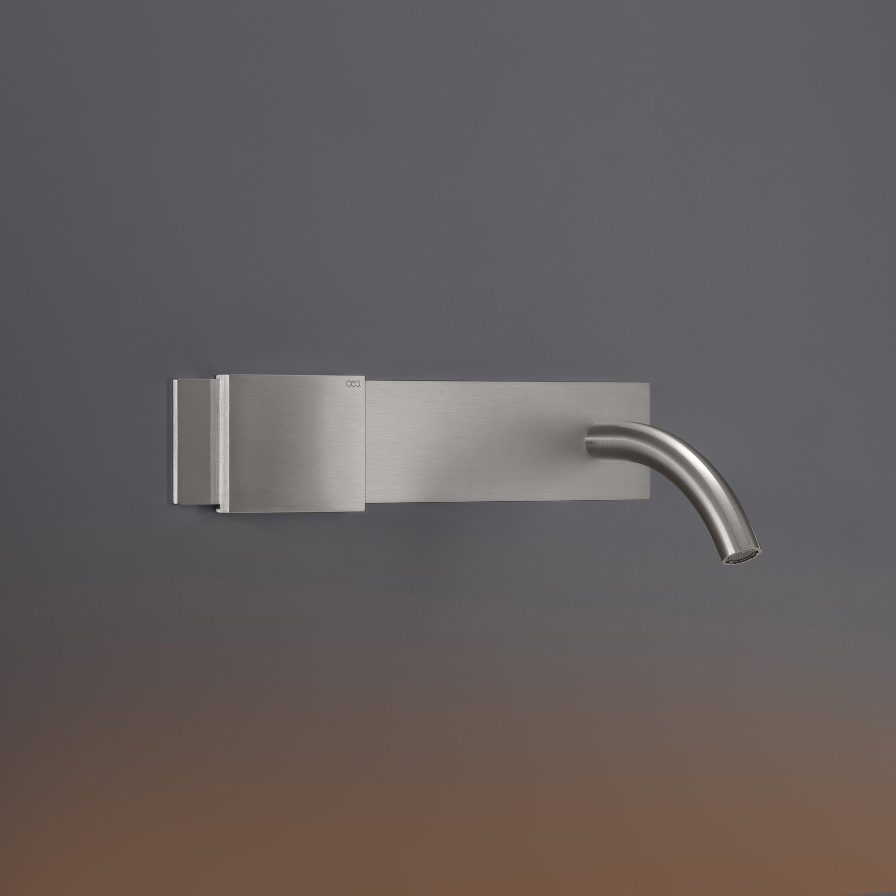Display product Regolo REG01 from manufacturer CEADESIGN