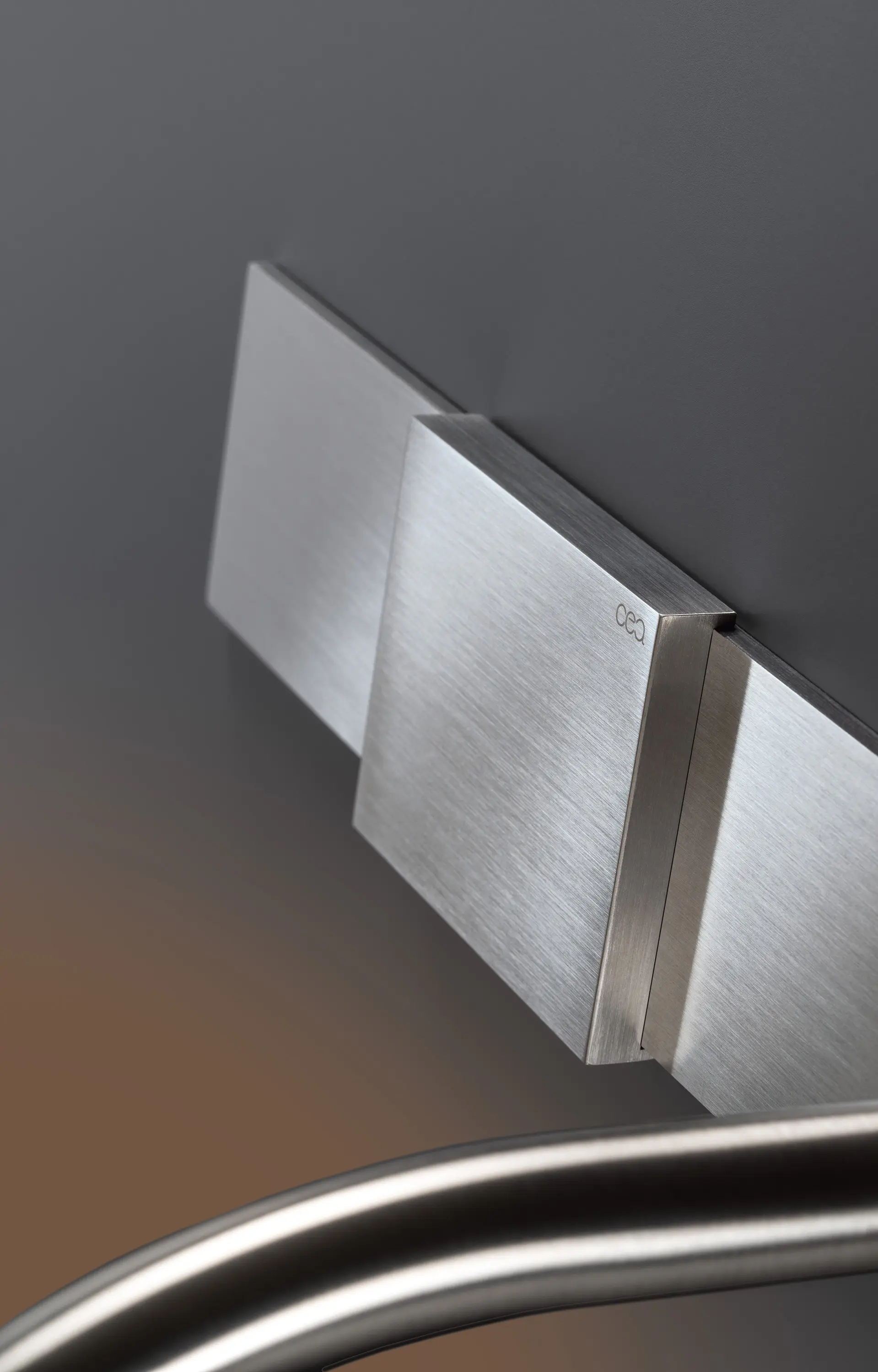 CEADESIGN - Regolo REG02