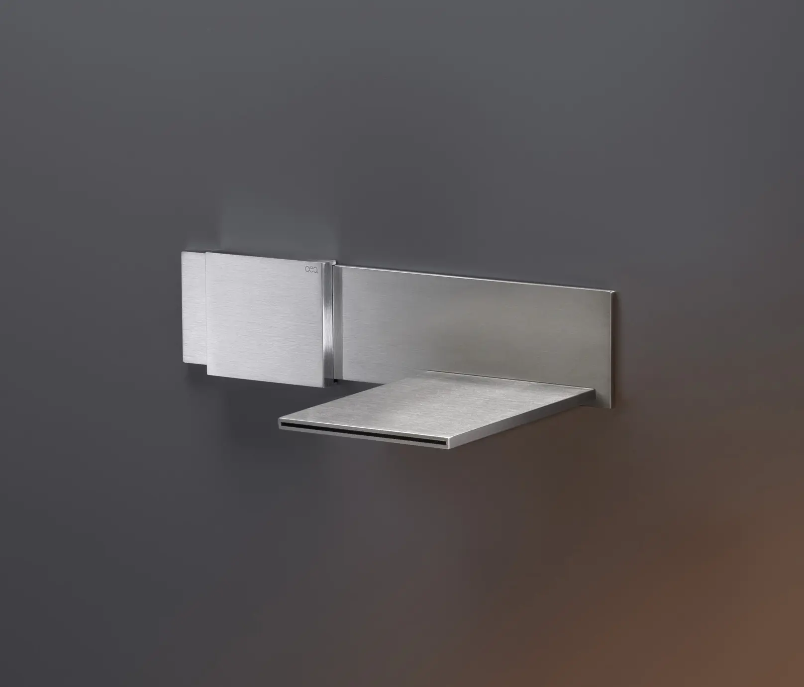 CEADESIGN - Regolo REG06