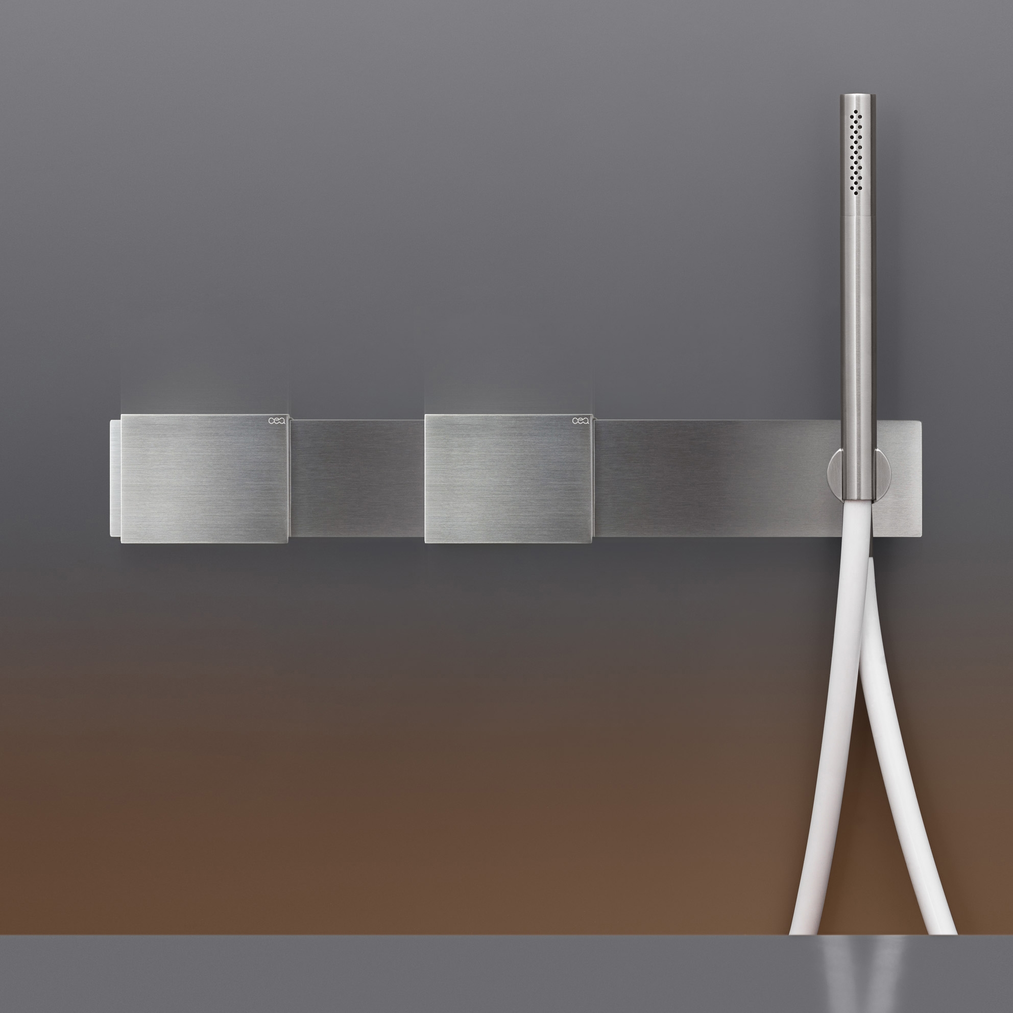 Display product Regolo REG11 from manufacturer CEADESIGN