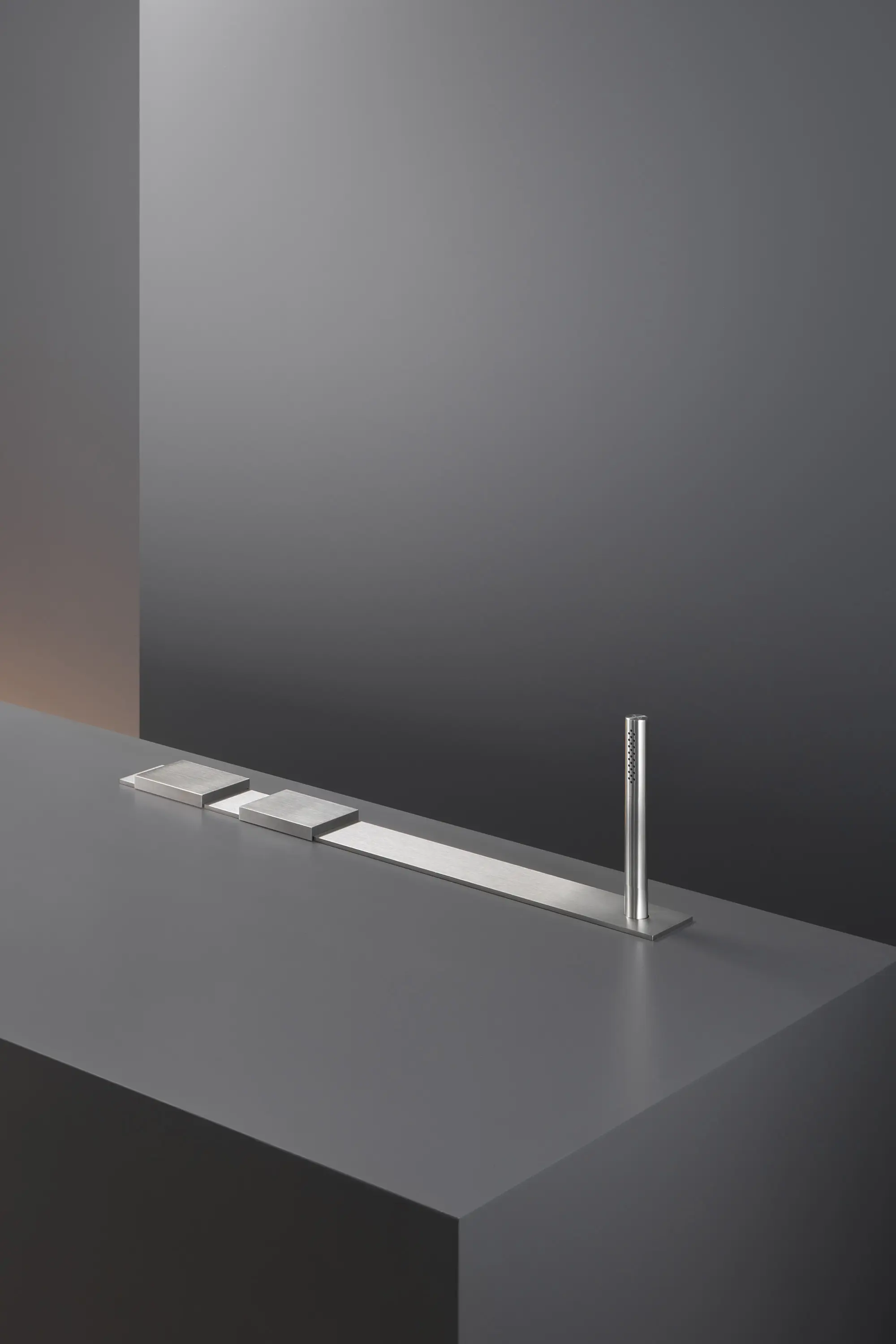 CEADESIGN - Regolo REG13
