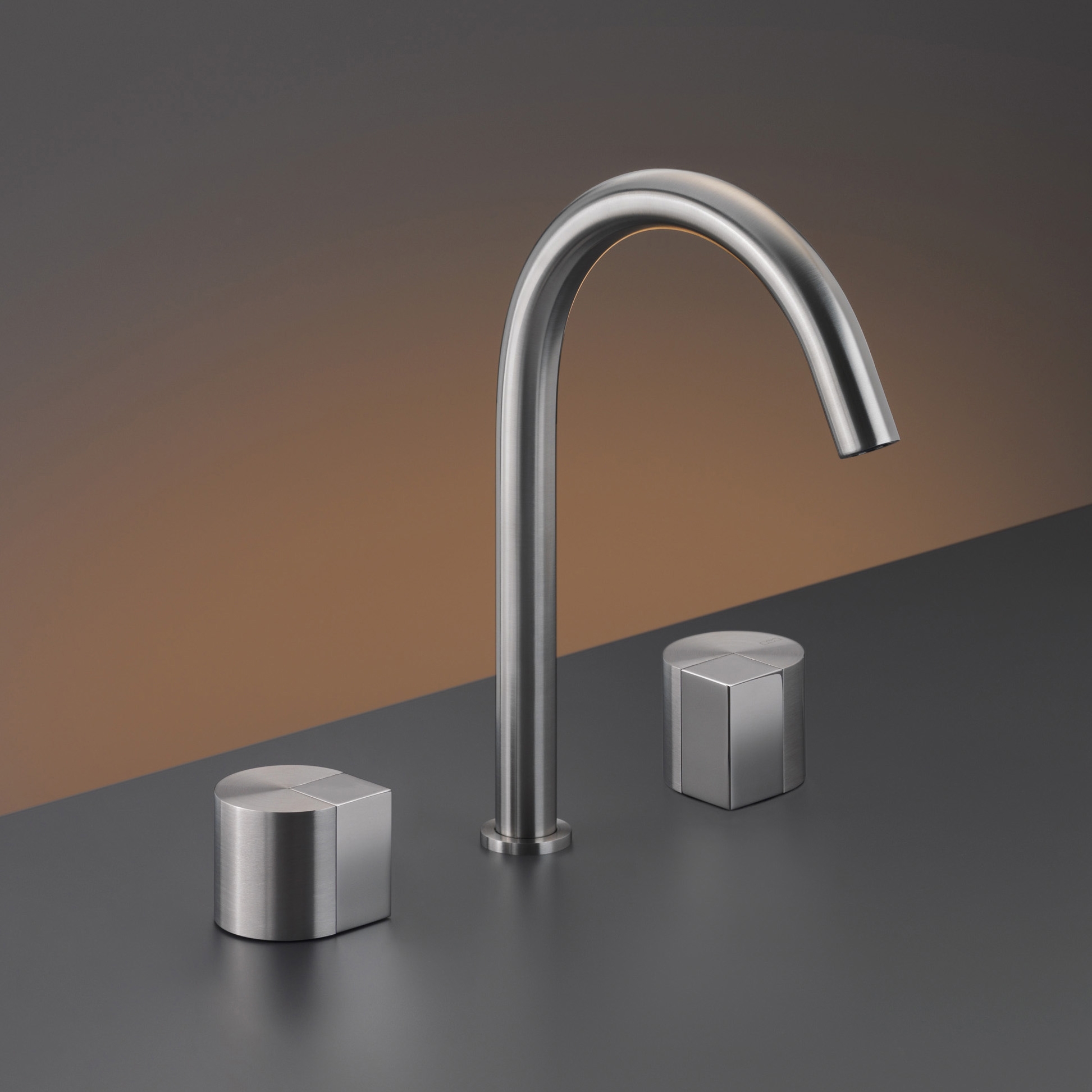 Mostra il prodotto Duet DET15 del produttore CEADESIGN