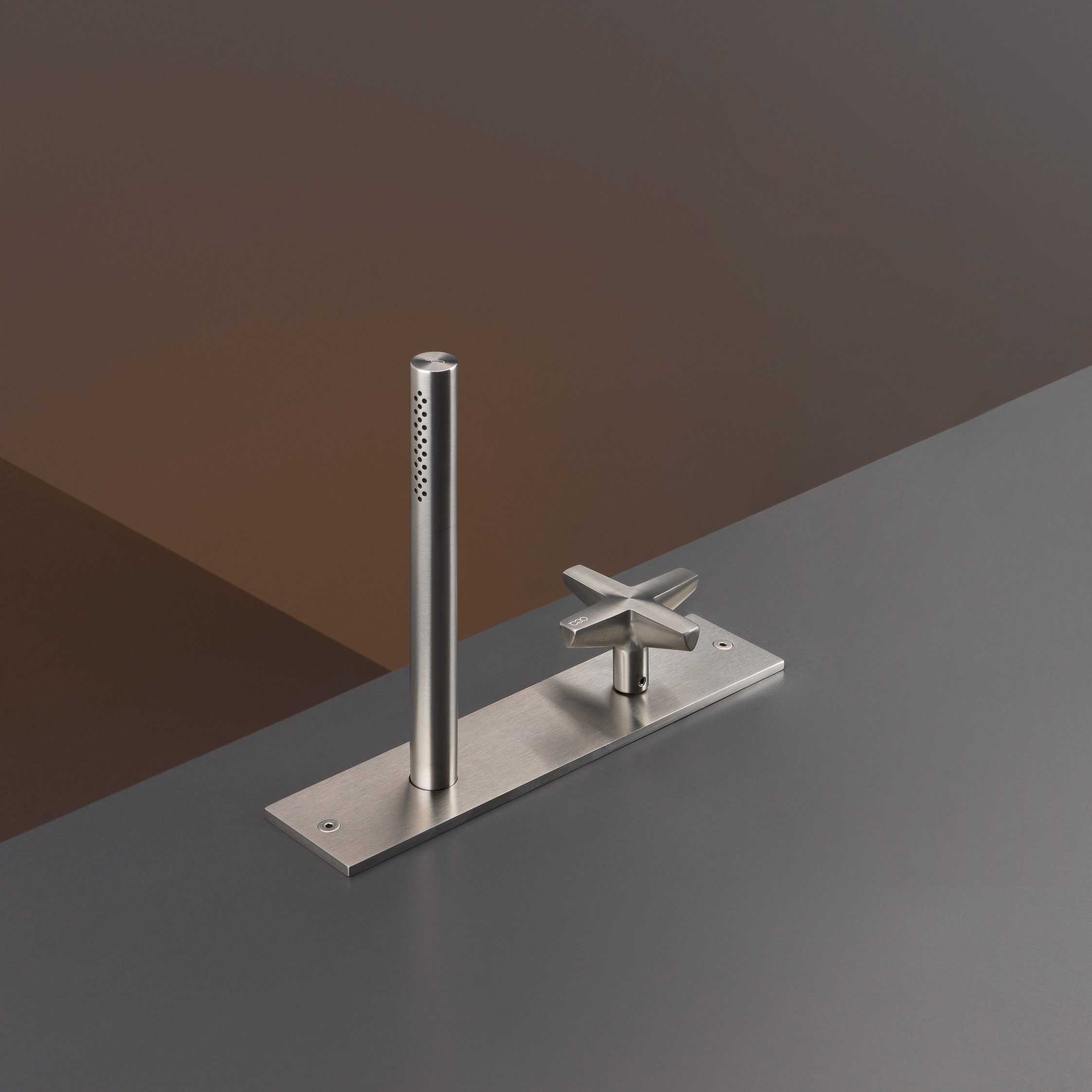 Display product Free Ideas CRX24 from manufacturer CEADESIGN