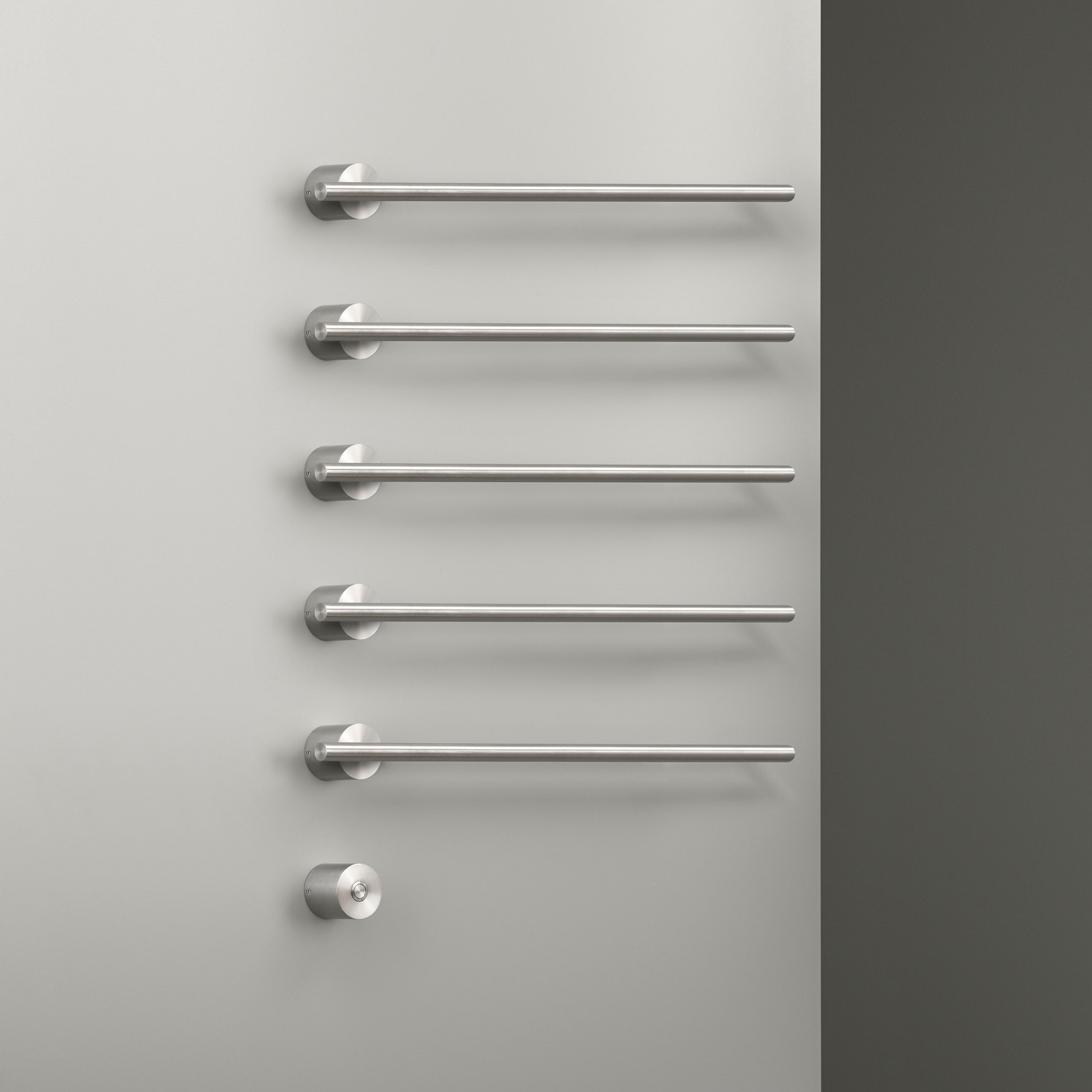 Display product Equilibrio EQB15 from manufacturer CEADESIGN