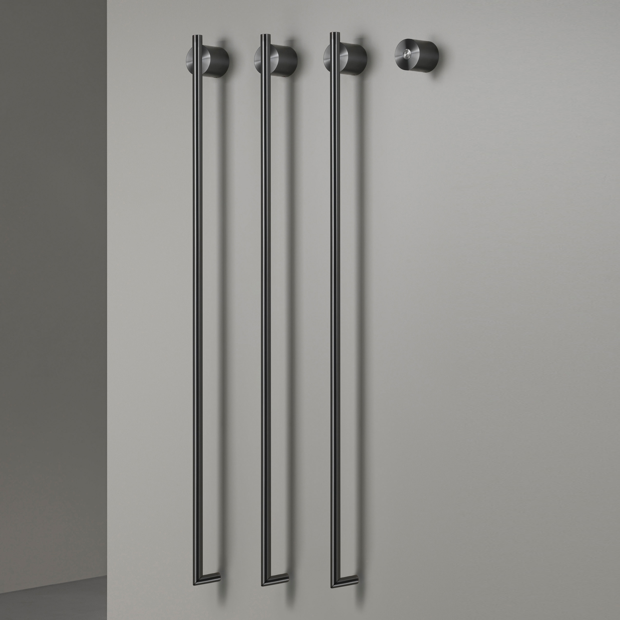 Display product Equilibrio EQB33 from manufacturer CEADESIGN