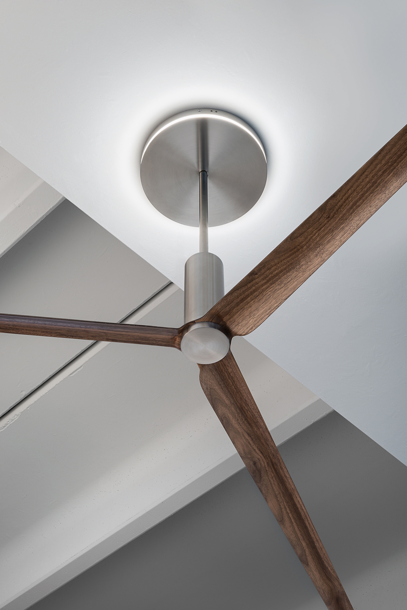 Browse products for category Ventilators