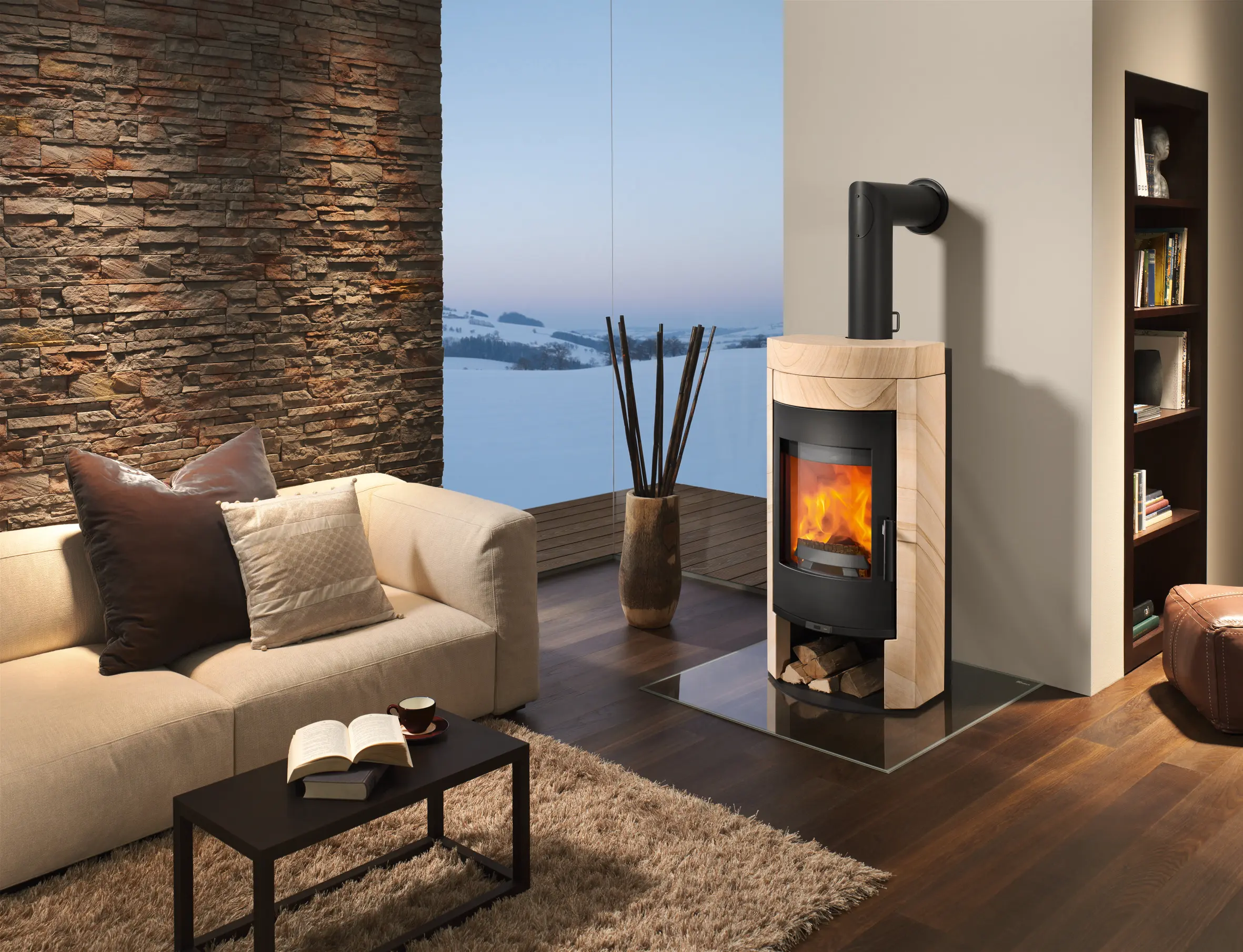 Rika - Imposa | with sandstone casing