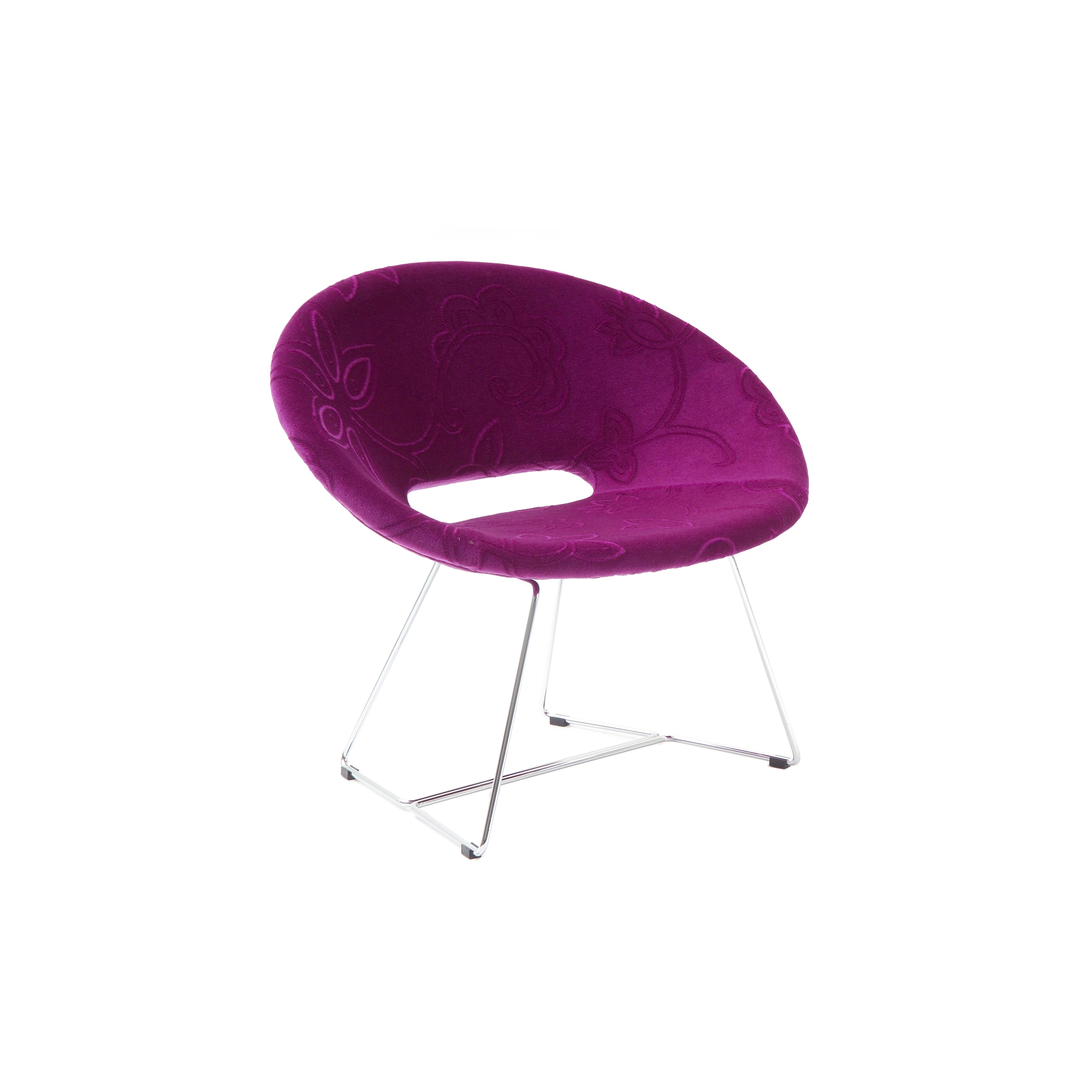Mostra il prodotto Cone Armchair del produttore Nielaus