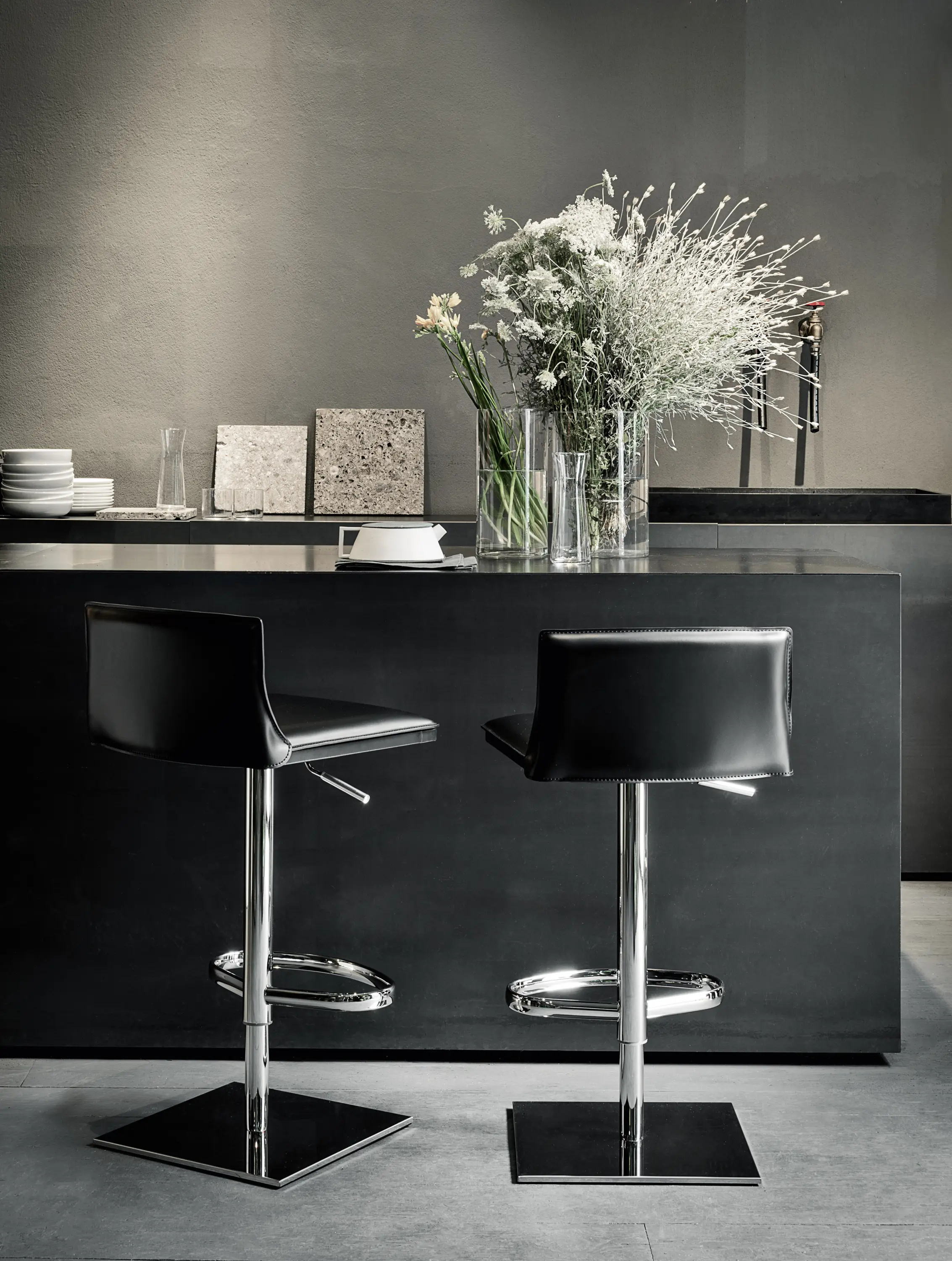 Frag - Latina CP | Counter Stool