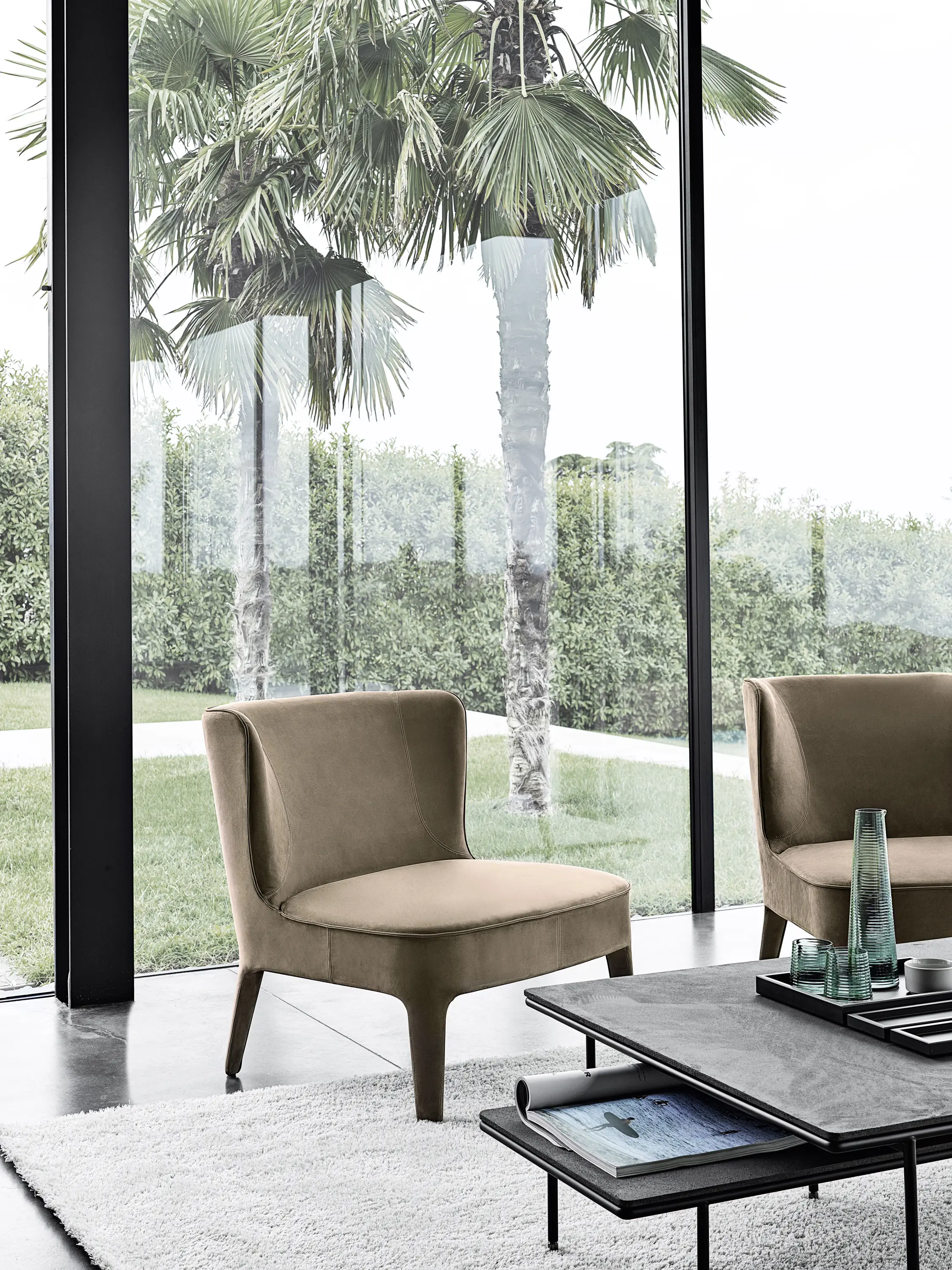 Frag - Square | Lounge